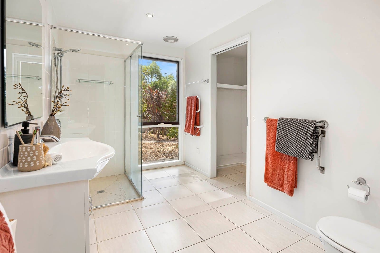 7 Gillards Road, Mount Eliza - Thumbnail 6
