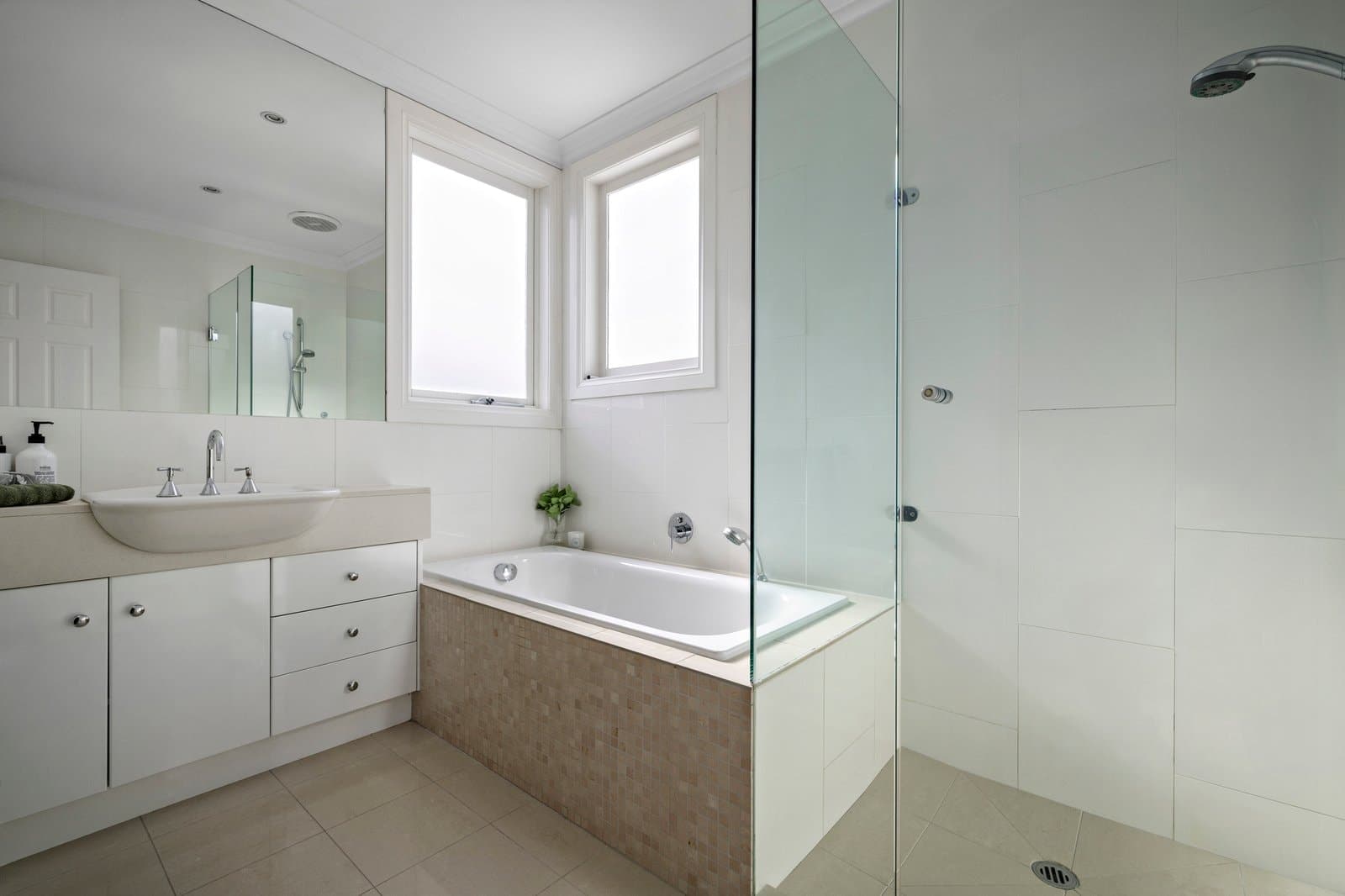 26 Rosstown Road, Carnegie - Thumbnail 8