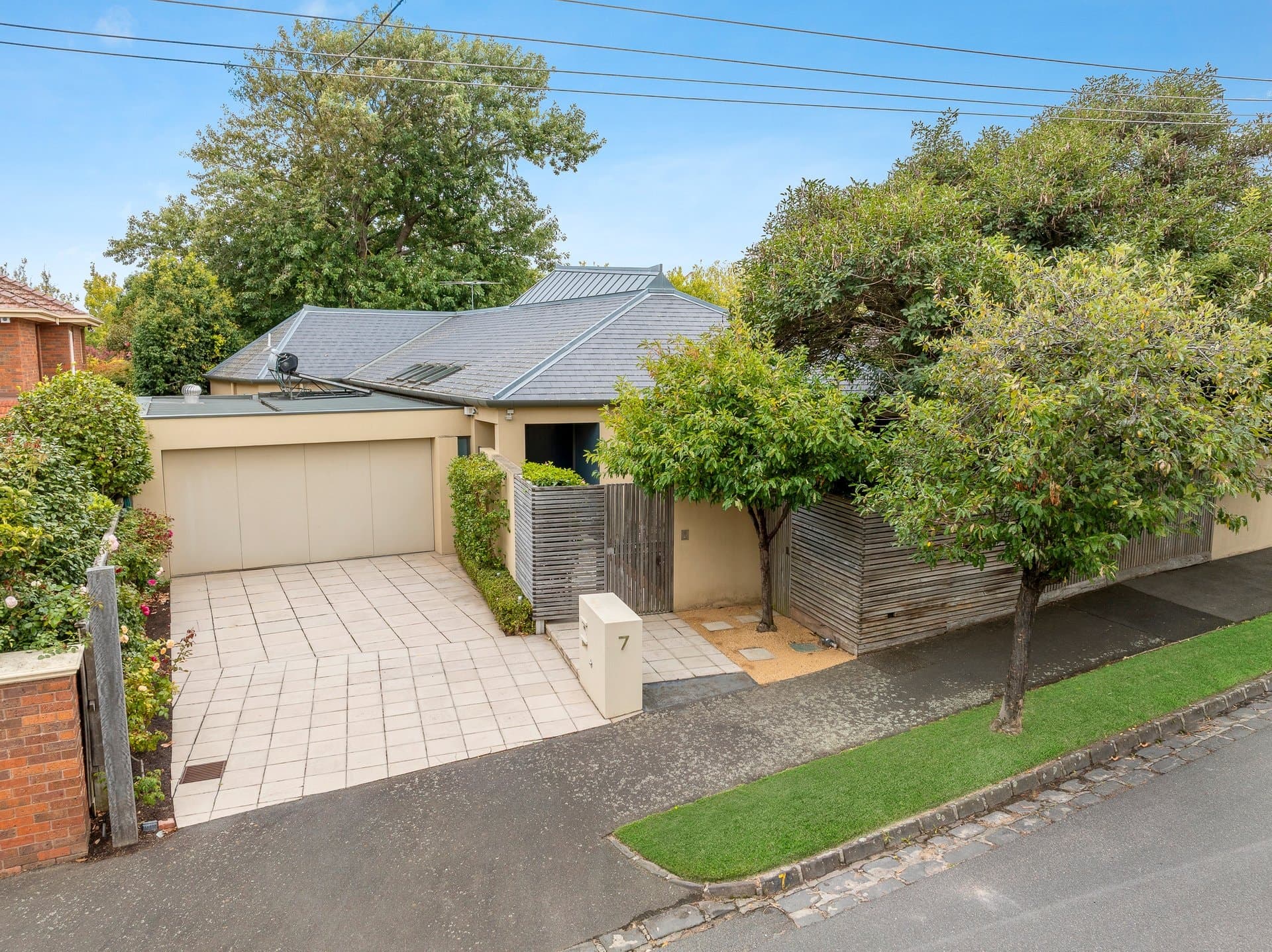 7 Grange Road, Kew - Thumbnail 2