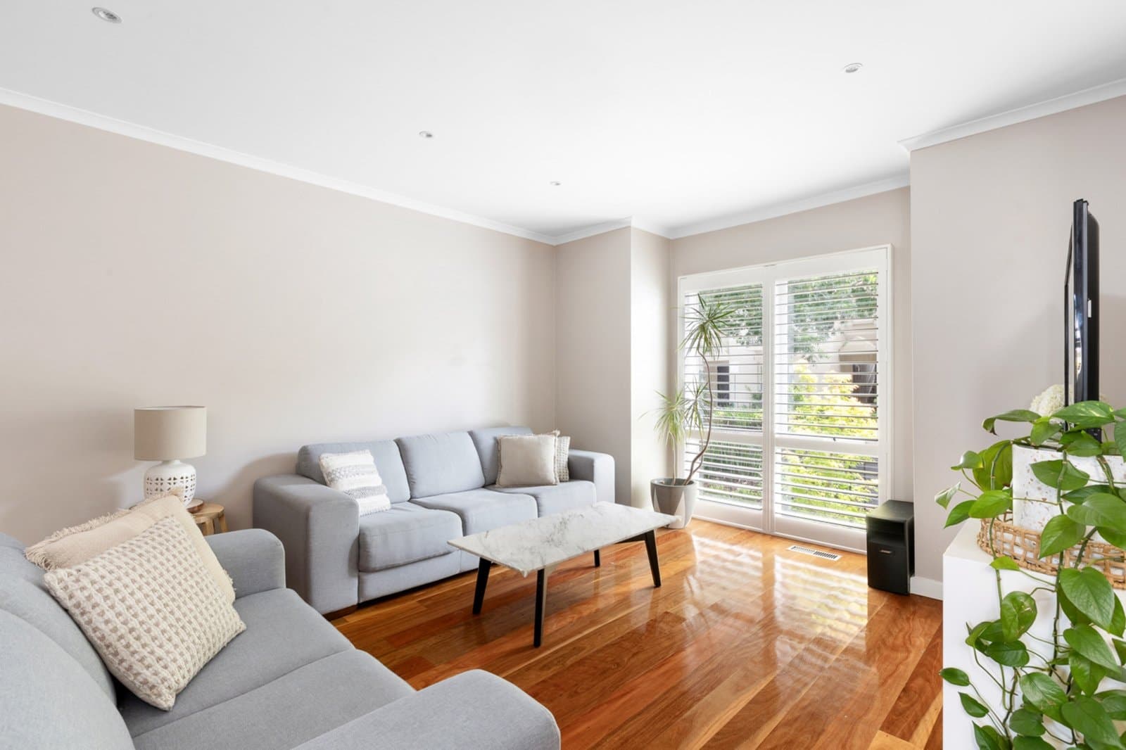 13 Davies Street, Port Melbourne - Thumbnail 2