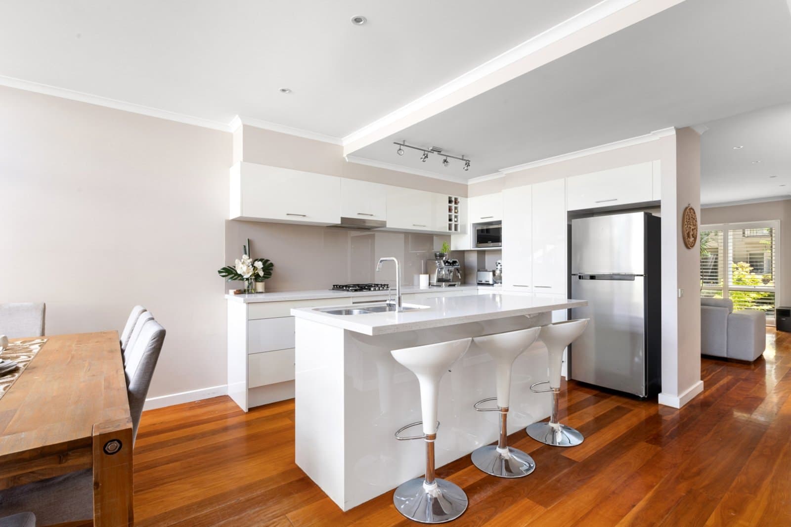 13 Davies Street, Port Melbourne - Thumbnail 3