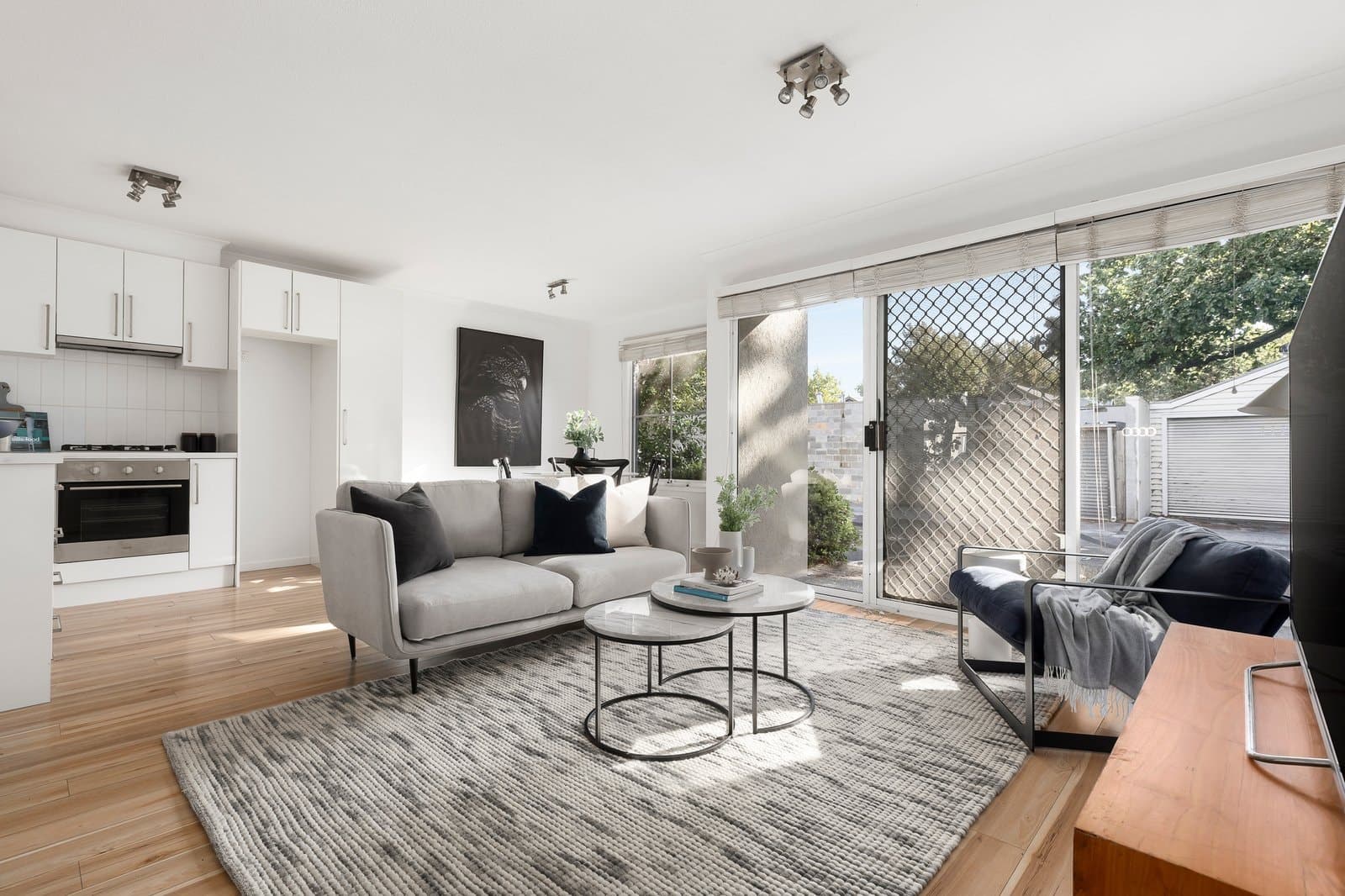 33/997 Dandenong Road, Malvern East - Image 1