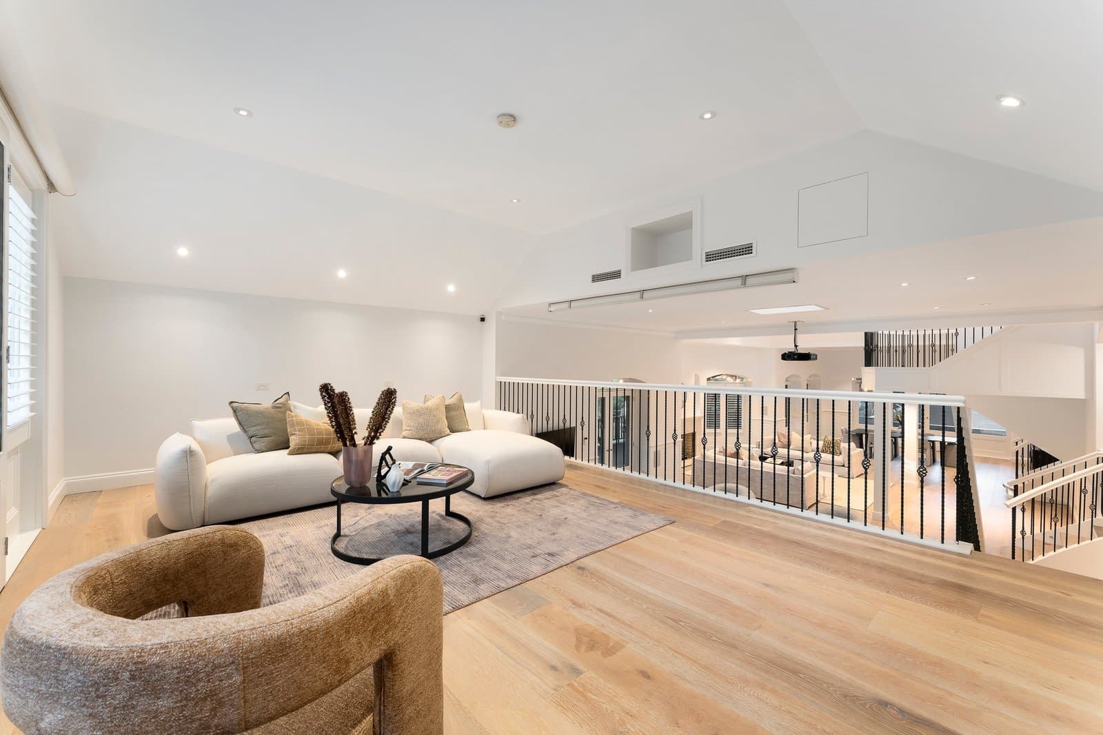 5 Winson Green Road, Canterbury - Thumbnail 4