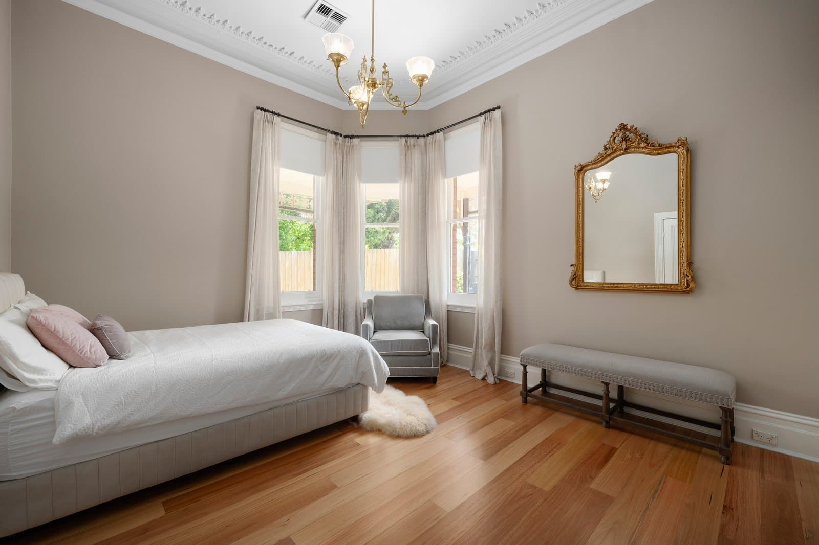 220 Cotham Road, Kew - Thumbnail 8