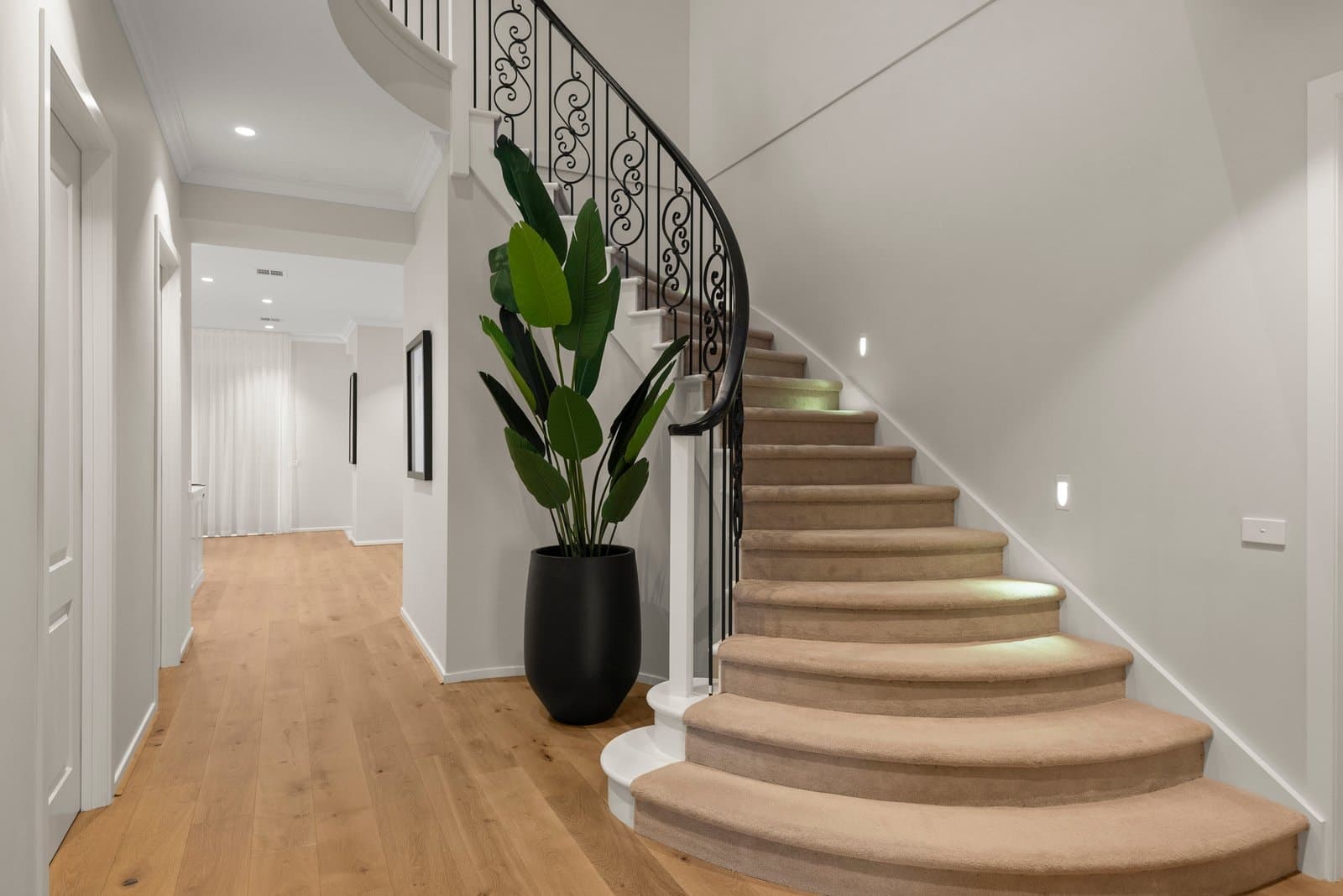 9 Banool Road, Surrey Hills - Thumbnail 3