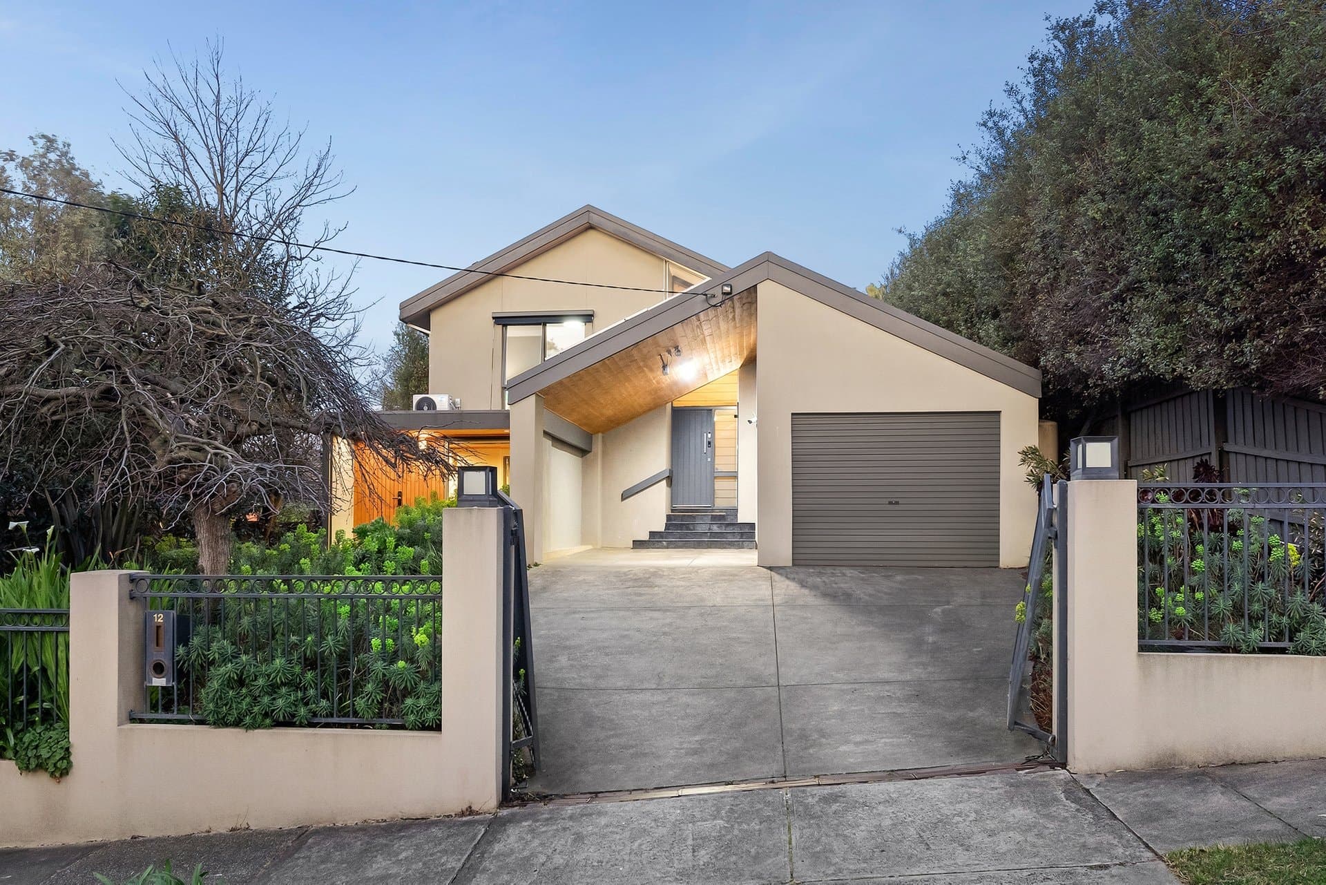 12 Meldrum Street, Kew East - Thumbnail 2