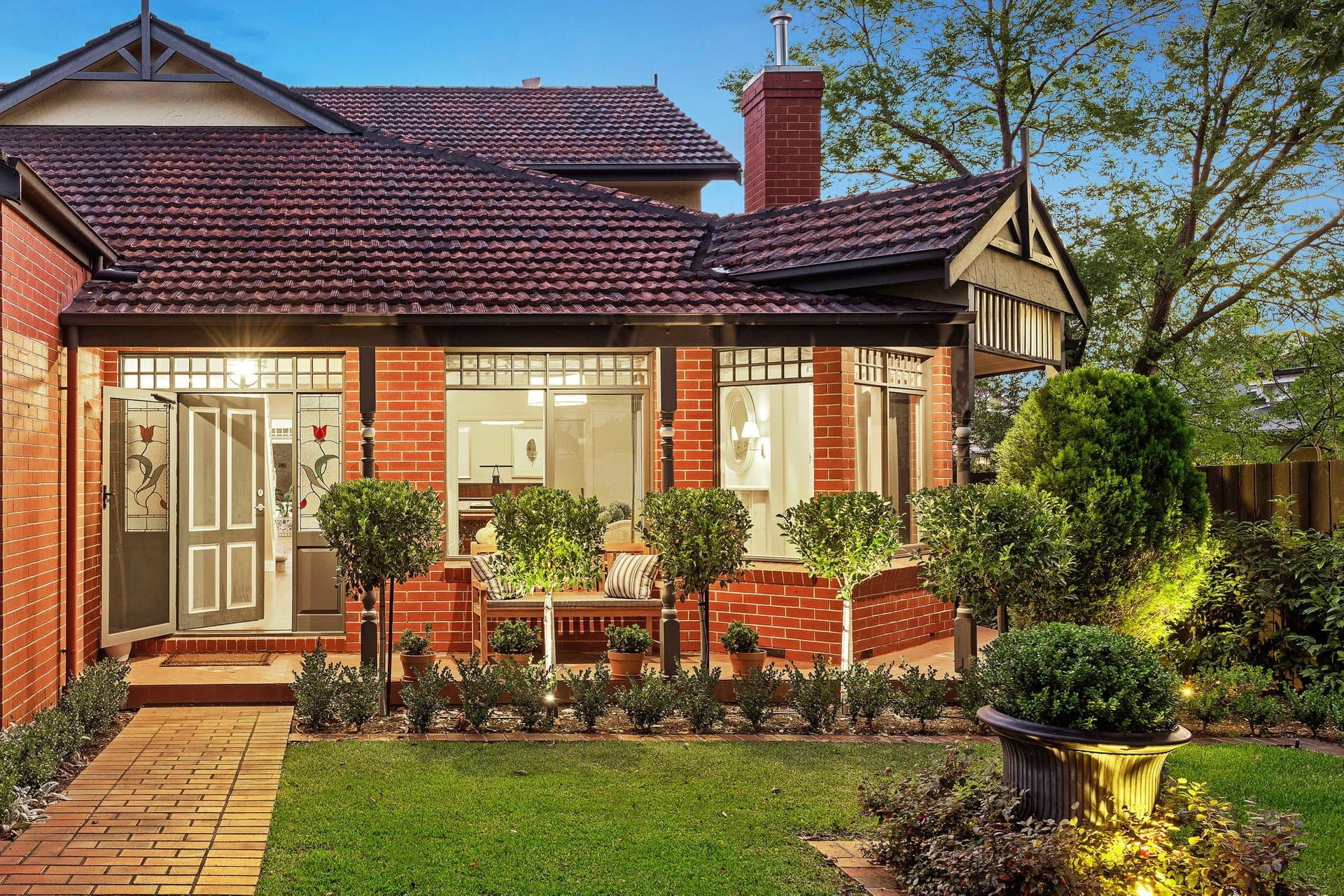 24 Weybridge Street, Surrey Hills - Thumbnail 2