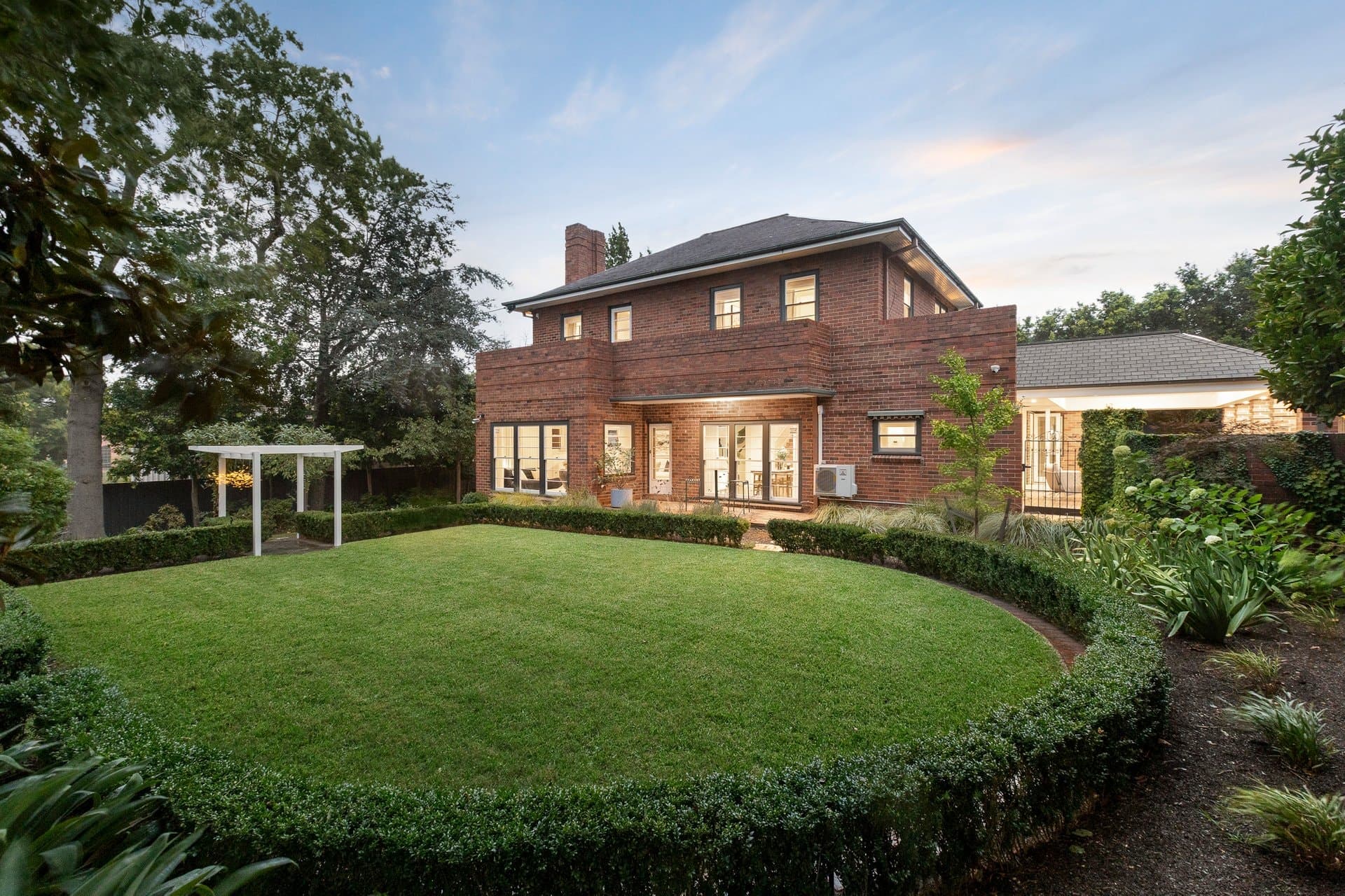 5 Tregarron Avenue, Kew - Thumbnail 2