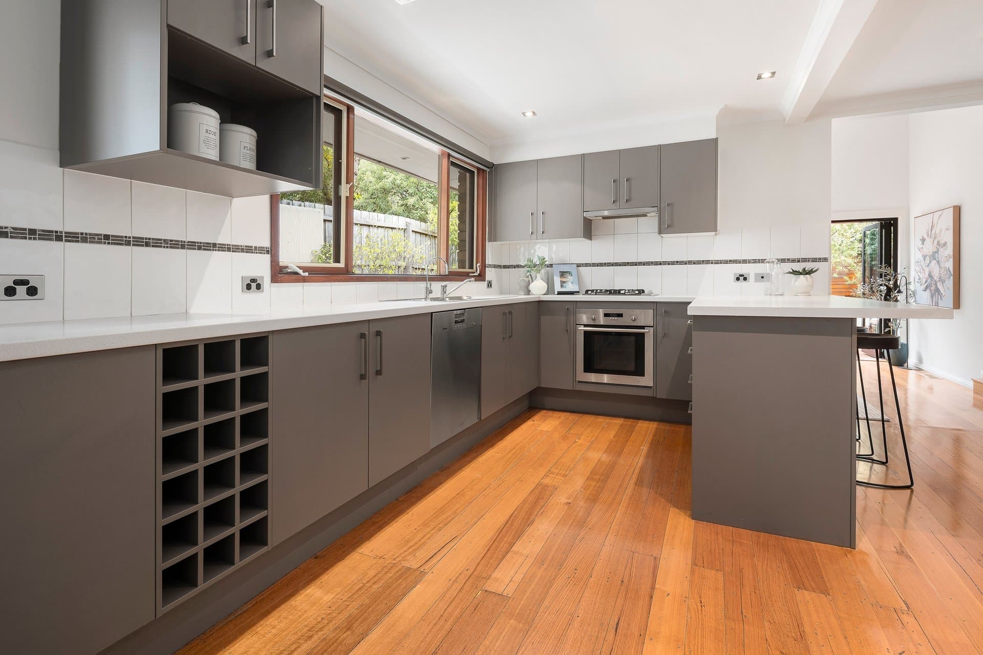 1/2 Erne Street, Balwyn - Thumbnail 3