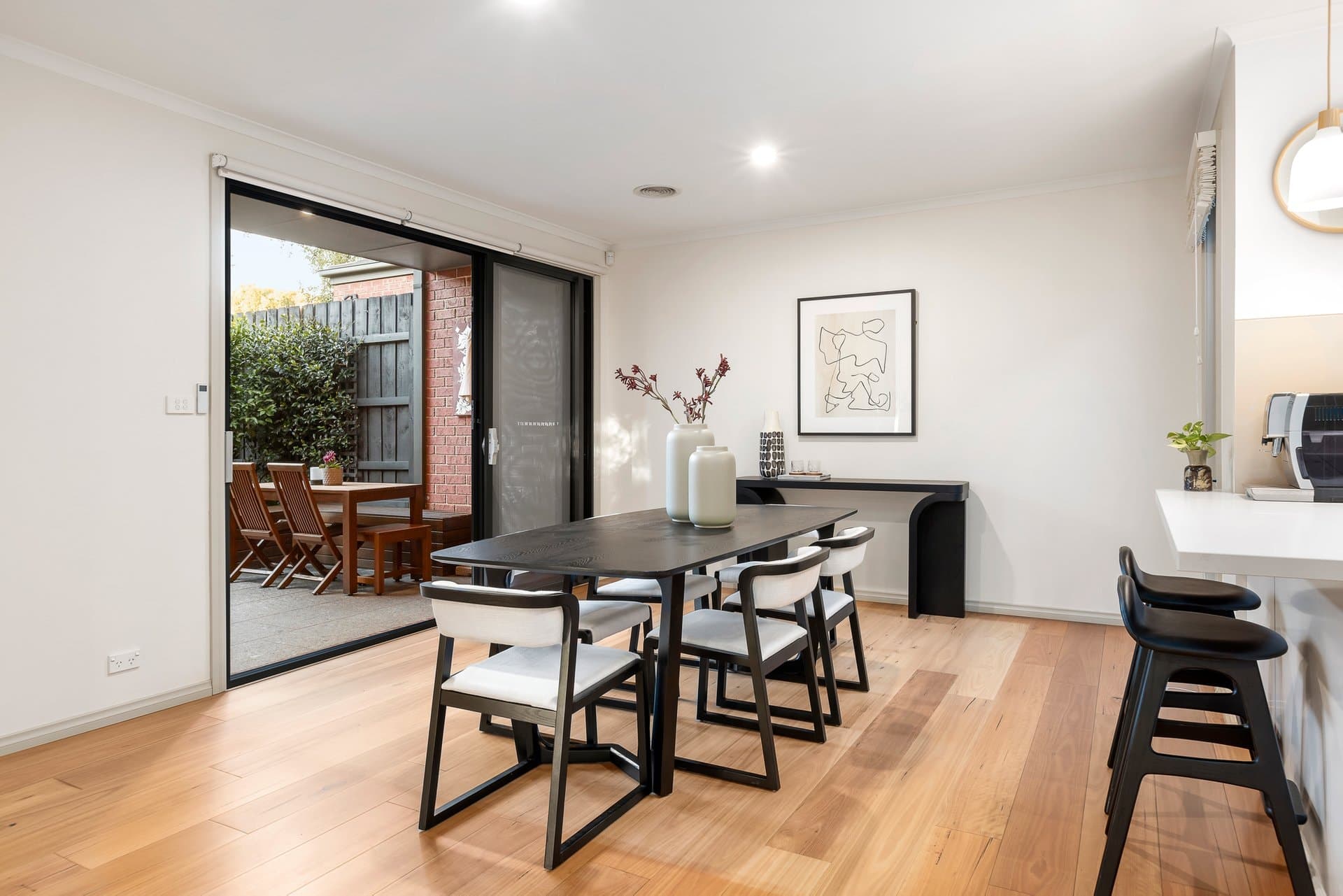1/6 Fenwick Street, Kew - Thumbnail 3