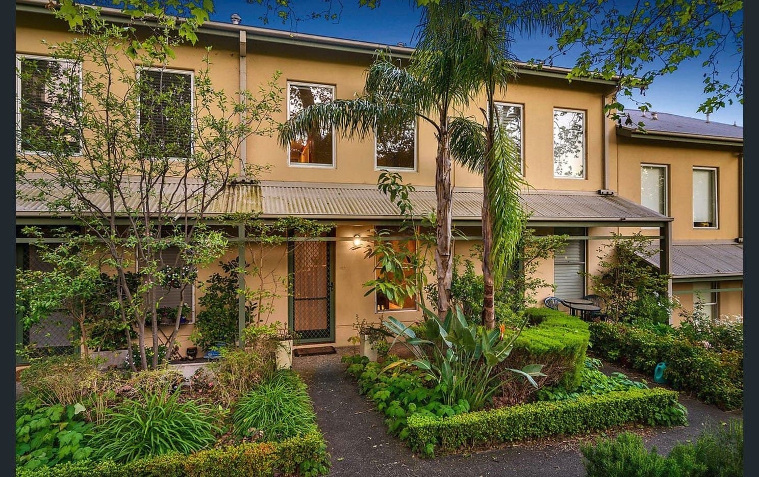 157 Wiltshire Drive, Kew - Image 1