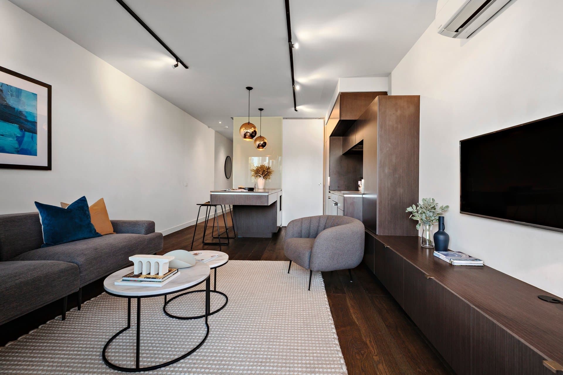 303/99 Palmerston Crescent, South Melbourne - Thumbnail 2