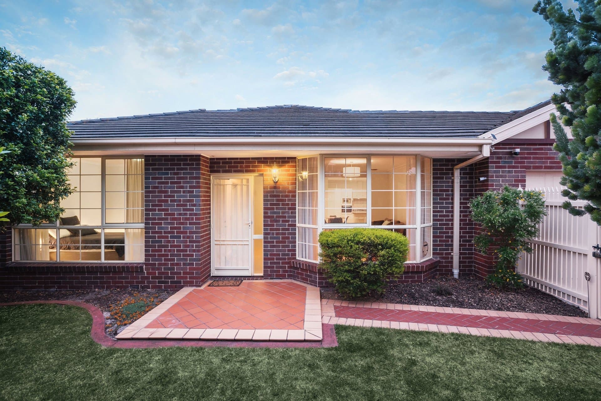 1/33 Parkers Road, Parkdale - Image 1
