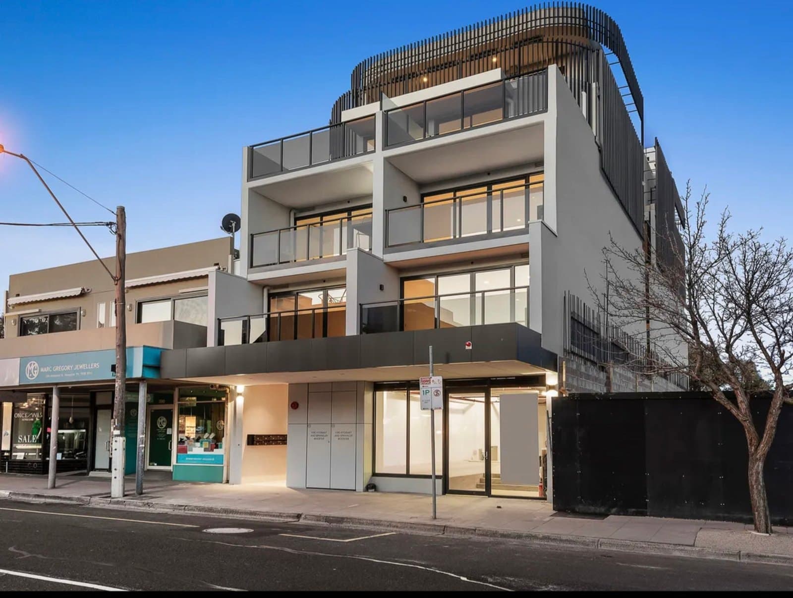 303/386-388 Hampton Street, Hampton - Image 1