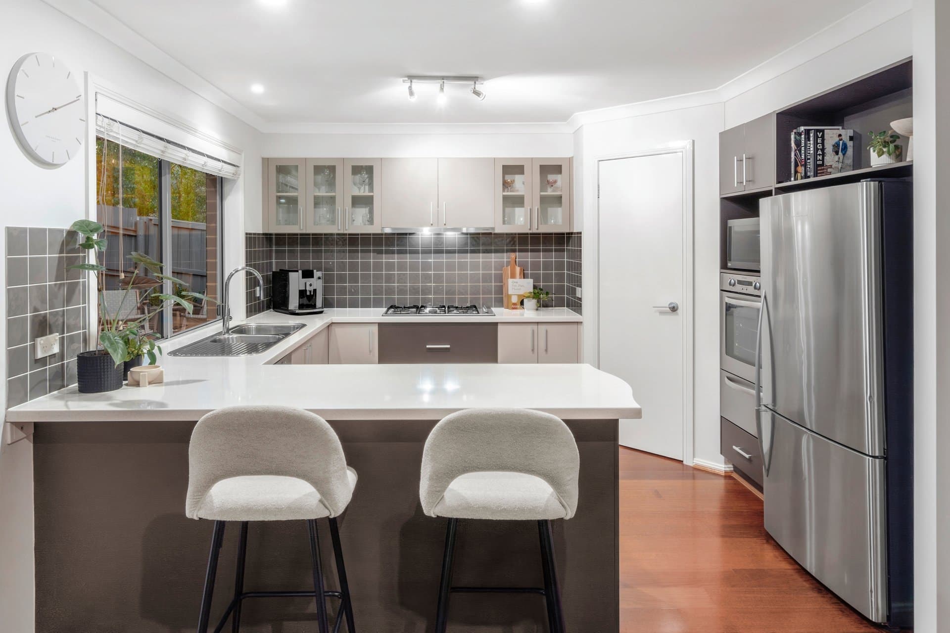 1 Regency Terrace, Warranwood - Thumbnail 5