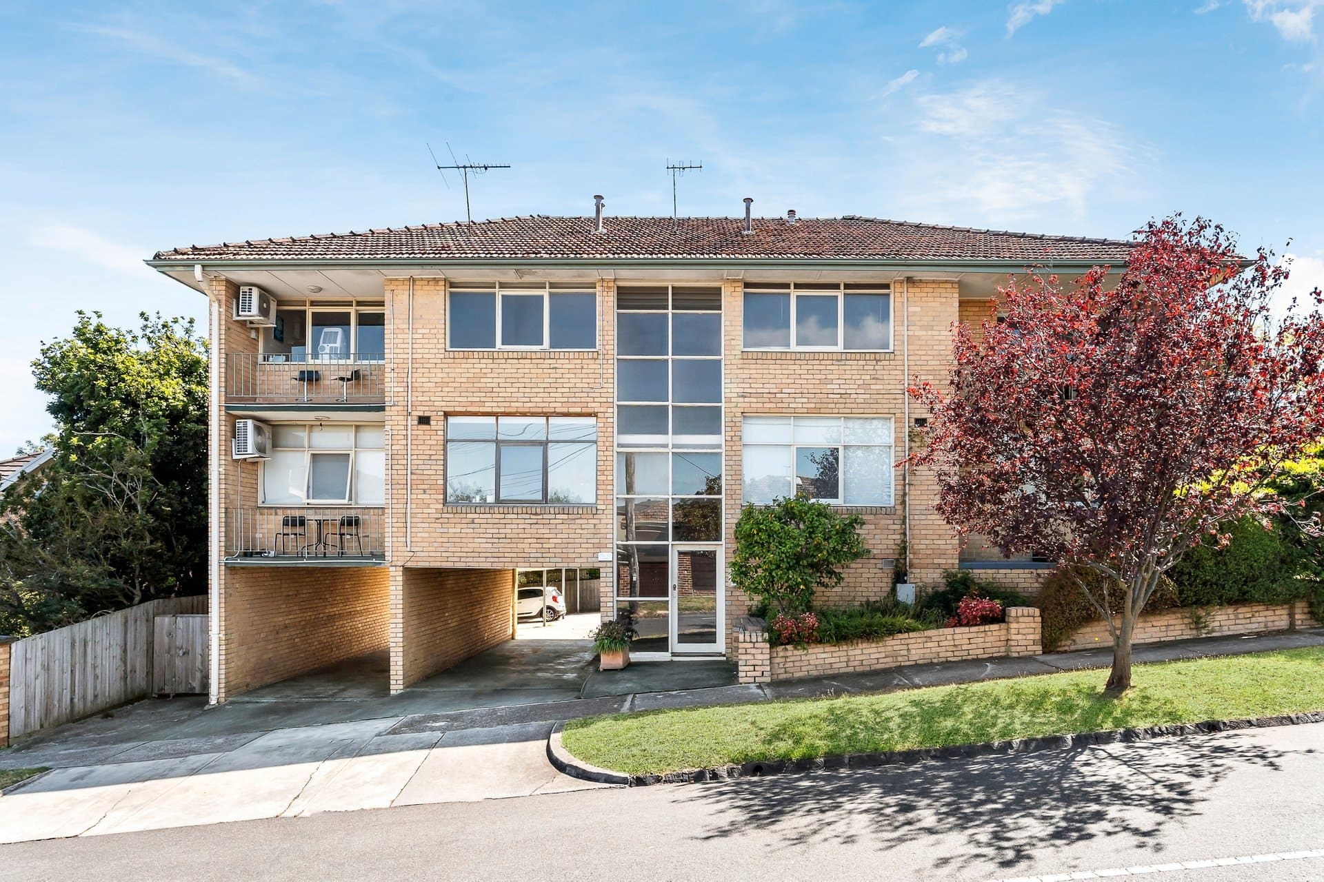 7/11 Yonga Road, Balwyn - Image 1