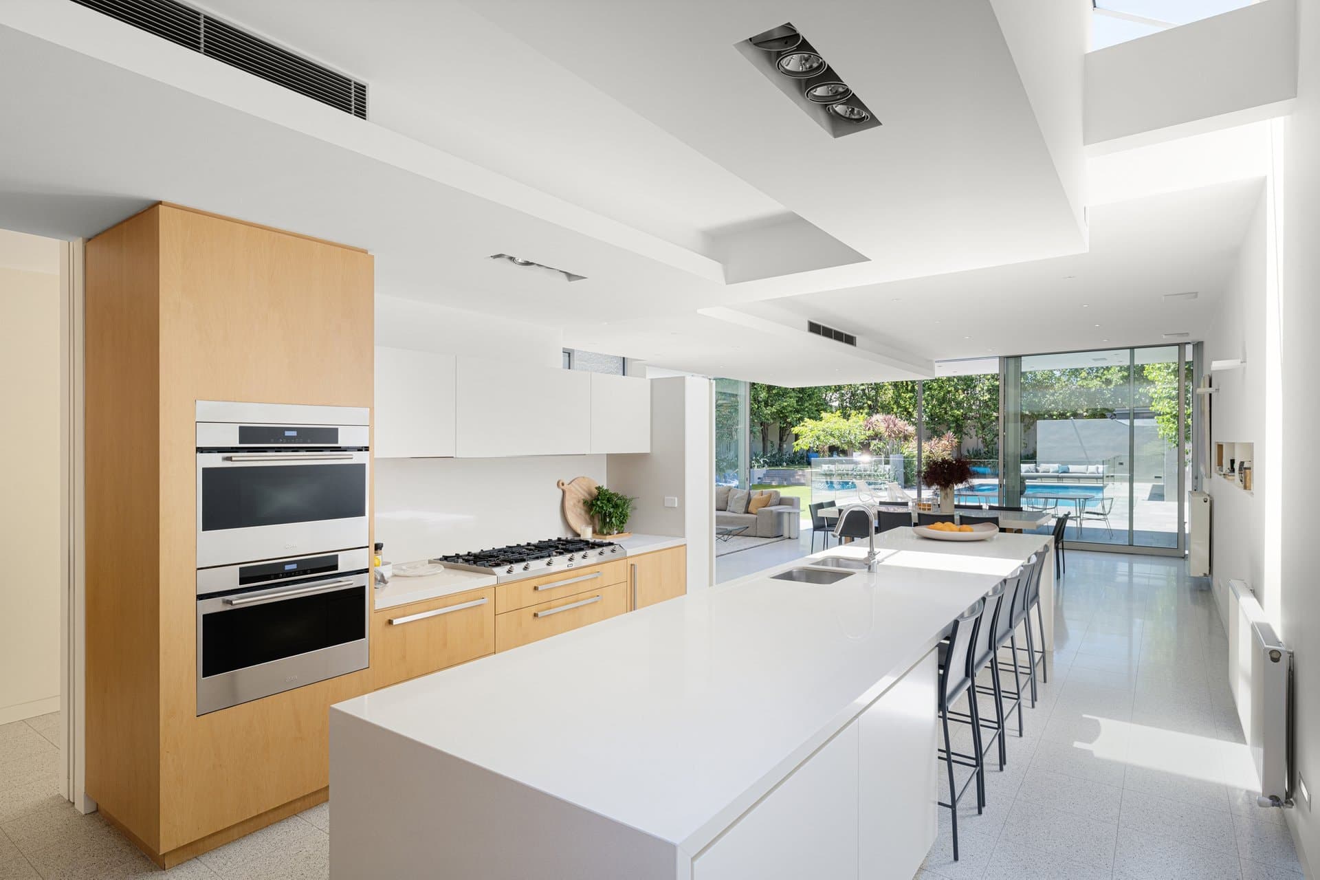 18 Findon Crescent, Kew - Thumbnail 5