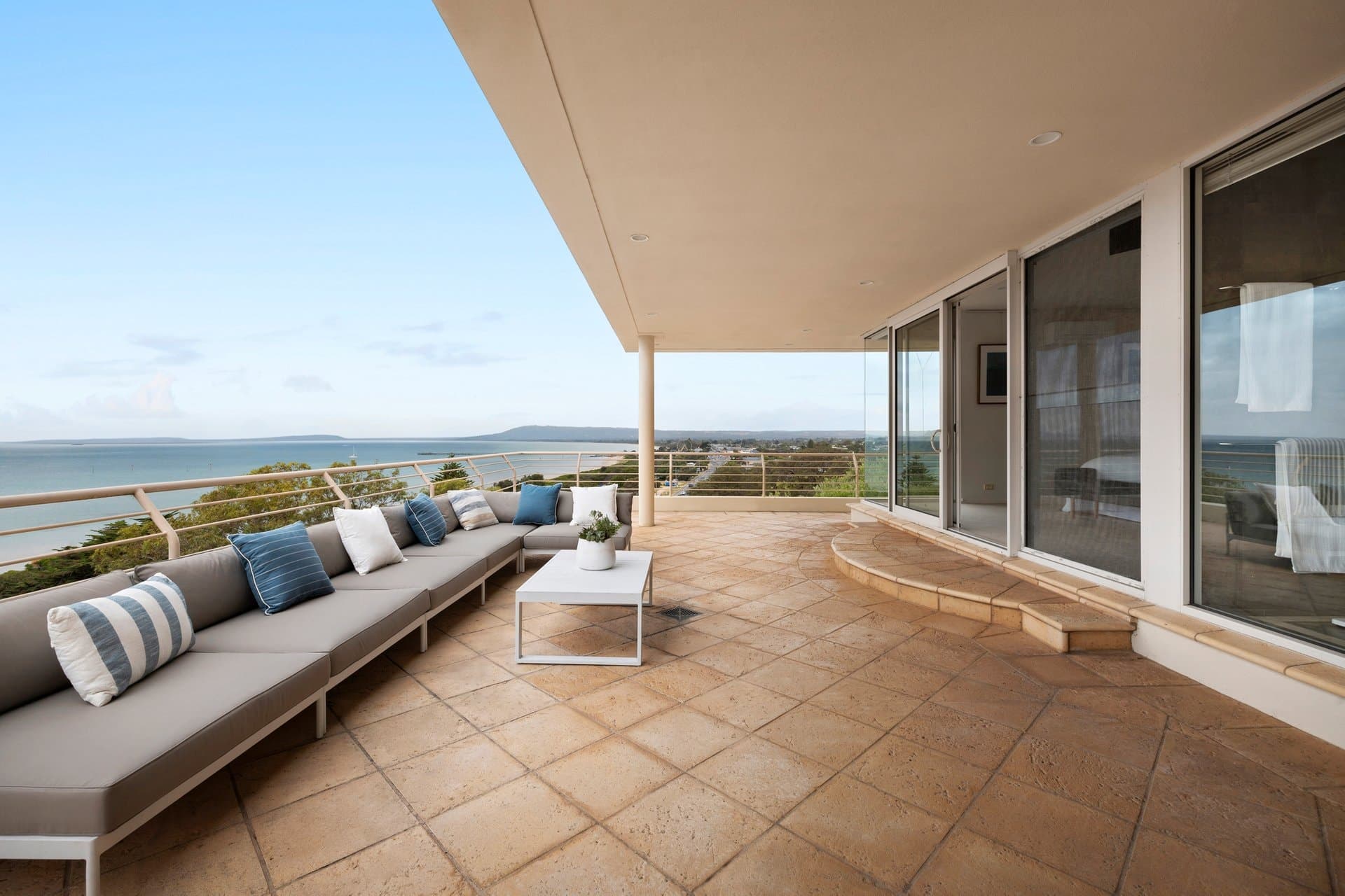 2545 Point Nepean Road, Rye - Thumbnail 4