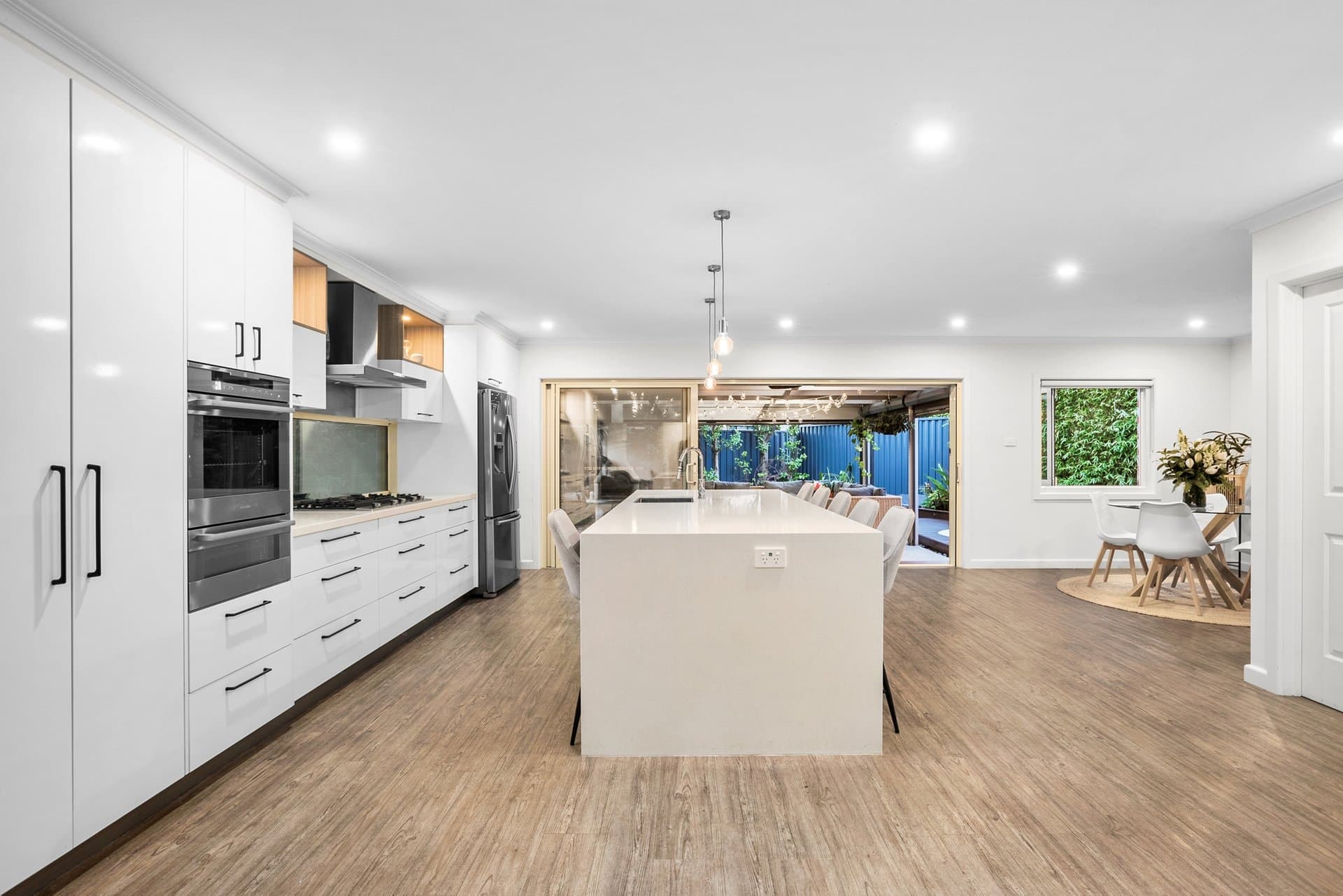 8 Hibiscus Avenue, Cheltenham - Thumbnail 3