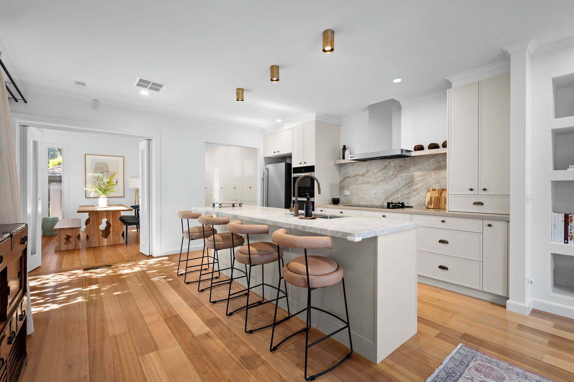 2 Mowbray Street, Hawthorn East - Thumbnail 3