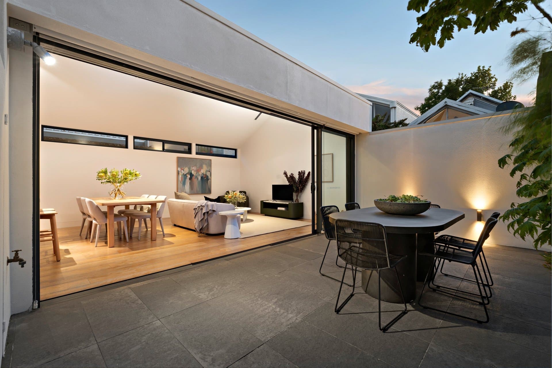 44 Carter Street, Albert Park - Thumbnail 3
