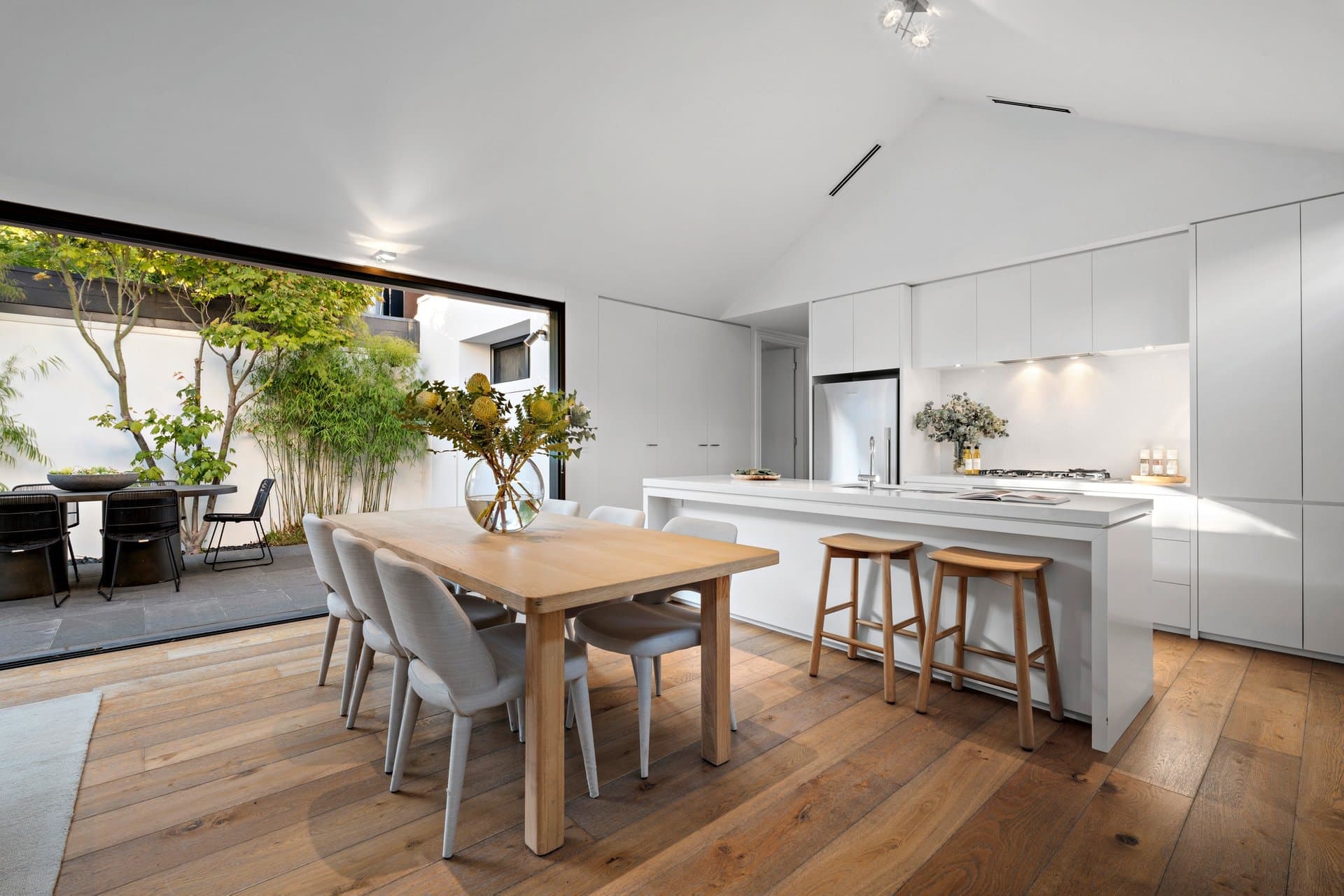 44 Carter Street, Albert Park - Thumbnail 5