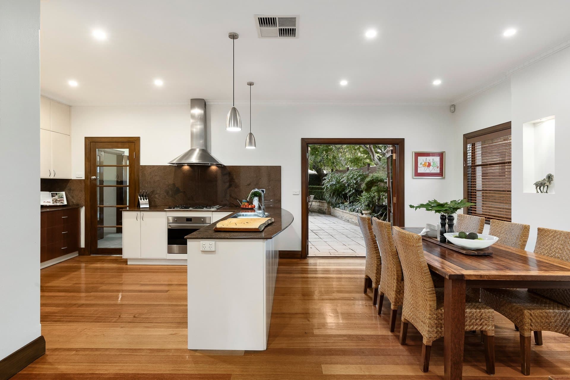 87 Victoria Crescent, Mont Albert - Thumbnail 5