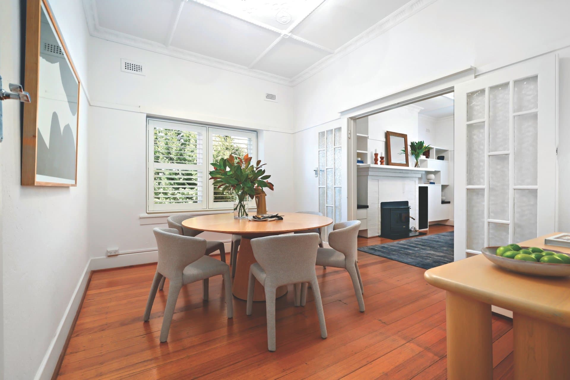 8/8 Beach Avenue, Elwood - Thumbnail 2