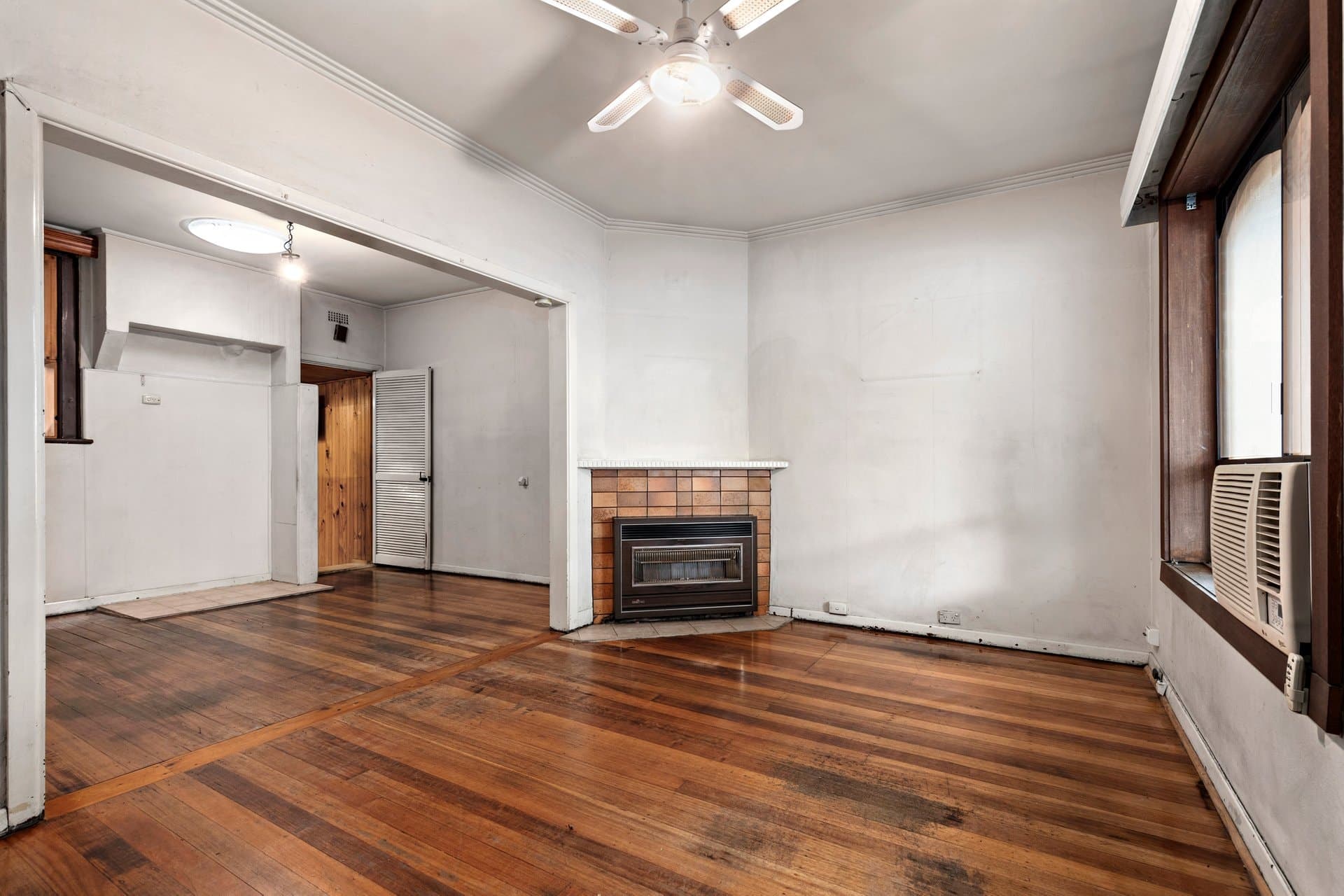 282 Williamstown Road, Port Melbourne - Thumbnail 2