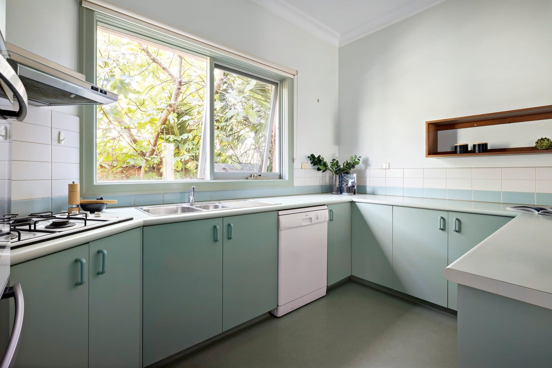 15 Dorrington Avenue, Glen Iris - Thumbnail 4