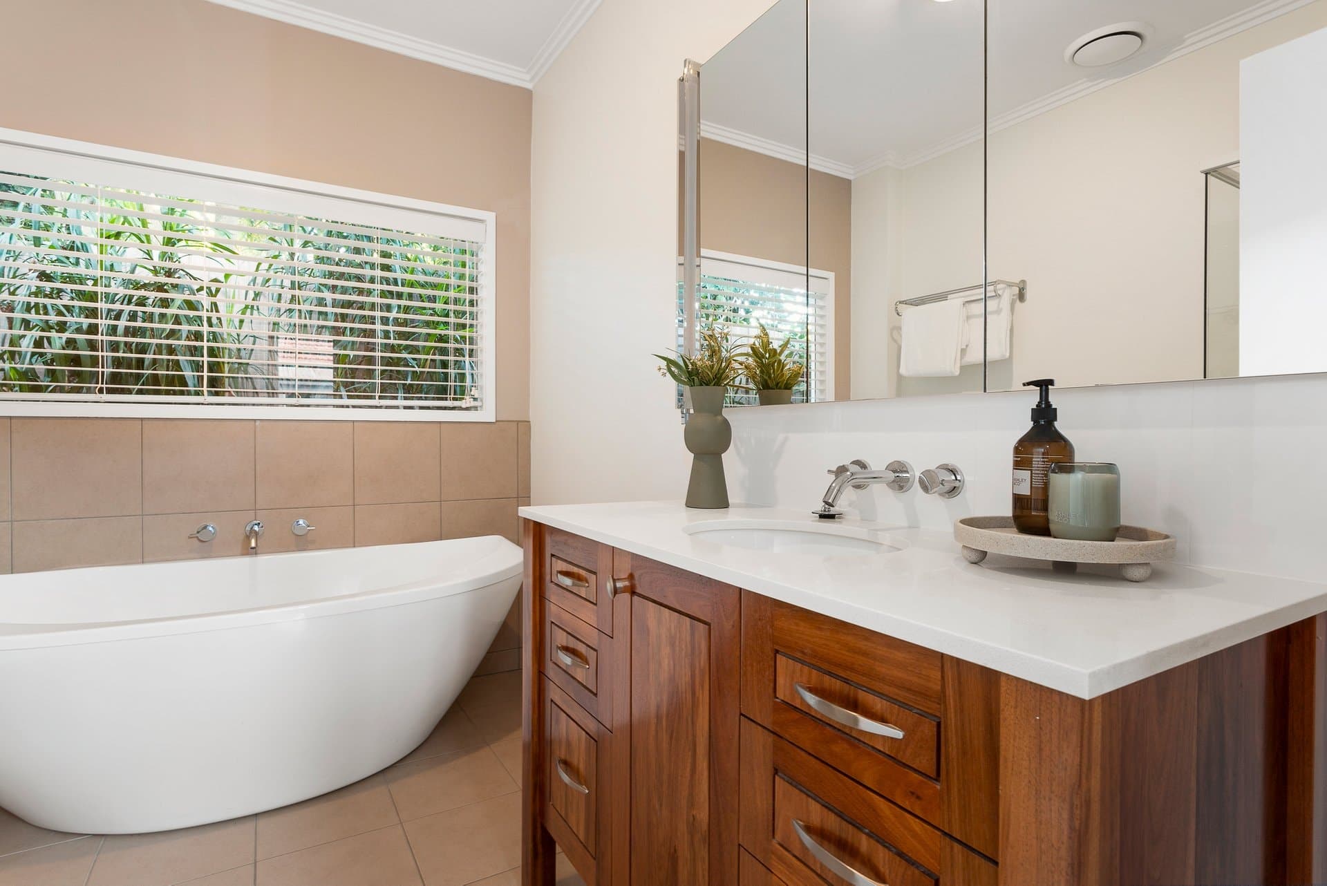 2 Shepreth Street, Surrey Hills - Thumbnail 8
