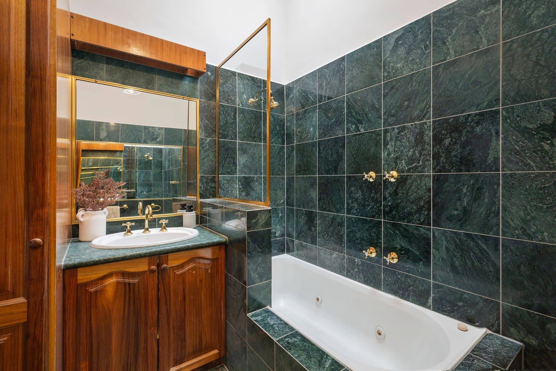 31 Nimmo Street, Middle Park - Thumbnail 7