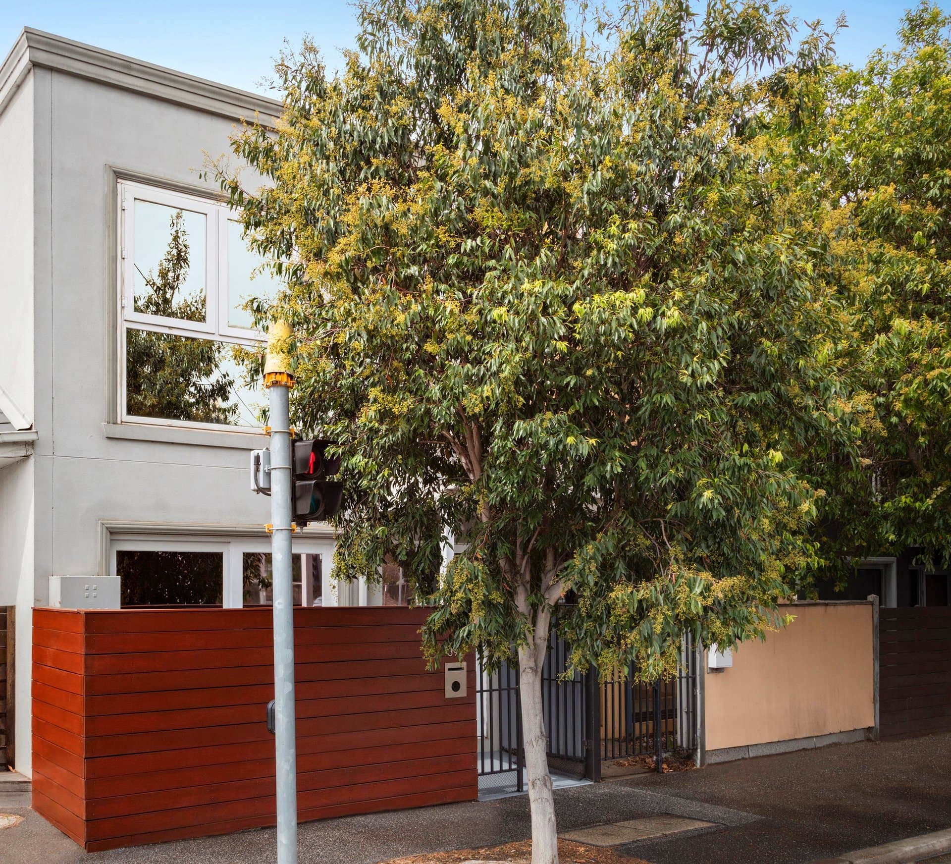 392 Ross Street, Port Melbourne - Thumbnail 2