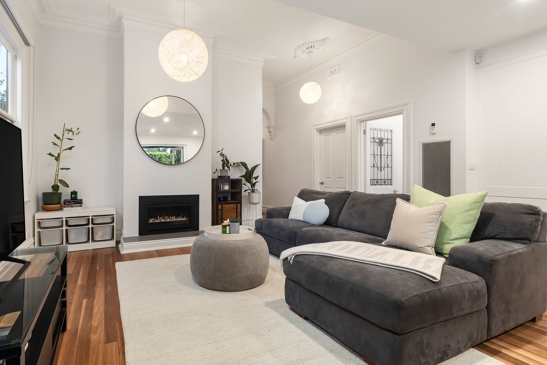 19 Invermay Grove, Hawthorn East - Thumbnail 3