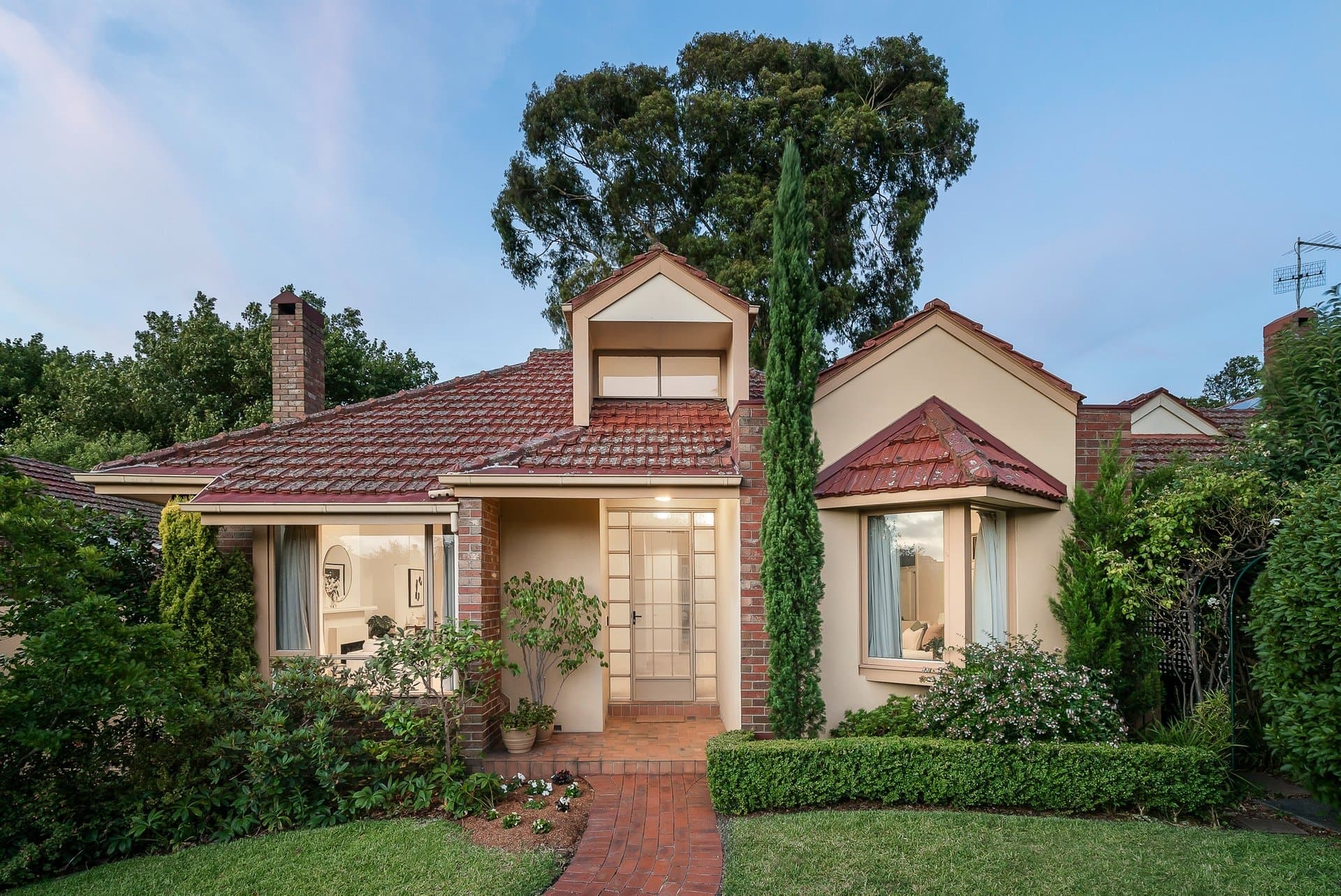 10 St Anthonys Place, Kew - Image 1