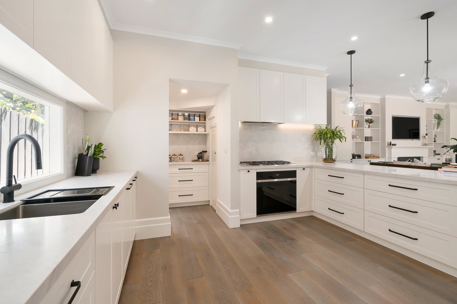 16 Margaret Street, Canterbury - Thumbnail 3