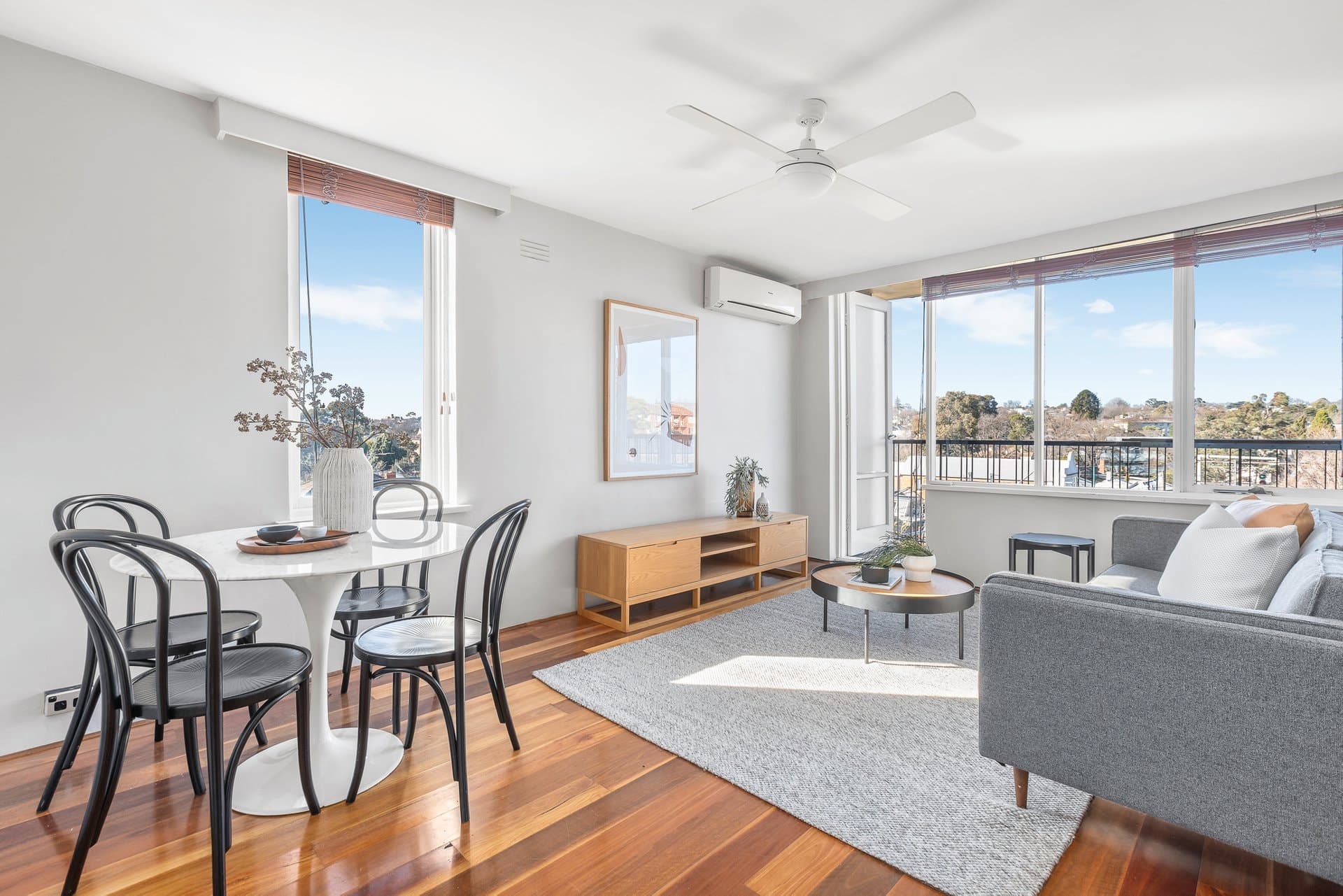 13/1 Ruabon Road, Toorak - Thumbnail 2
