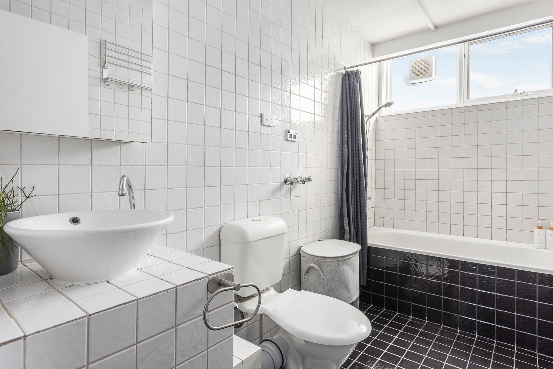 13/1 Ruabon Road, Toorak - Thumbnail 5
