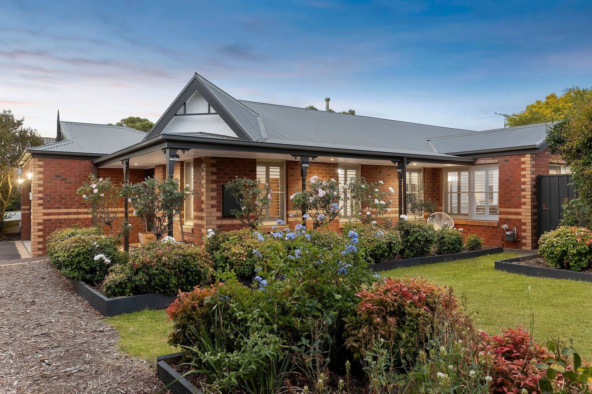 19 Kathleen Crescent, Mornington - Thumbnail 2