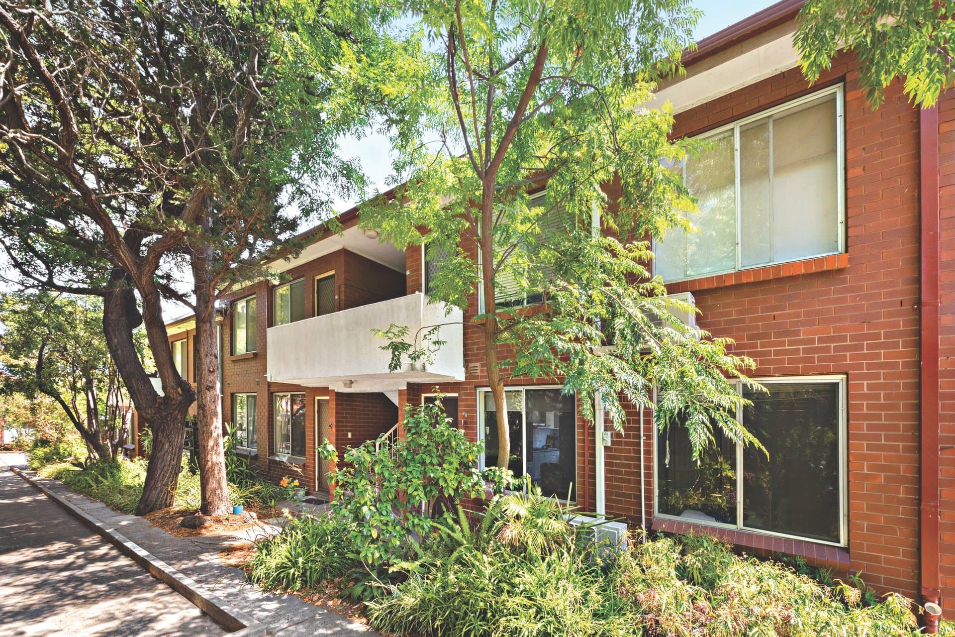 19/15 Elm Avenue, Elsternwick - Image 1