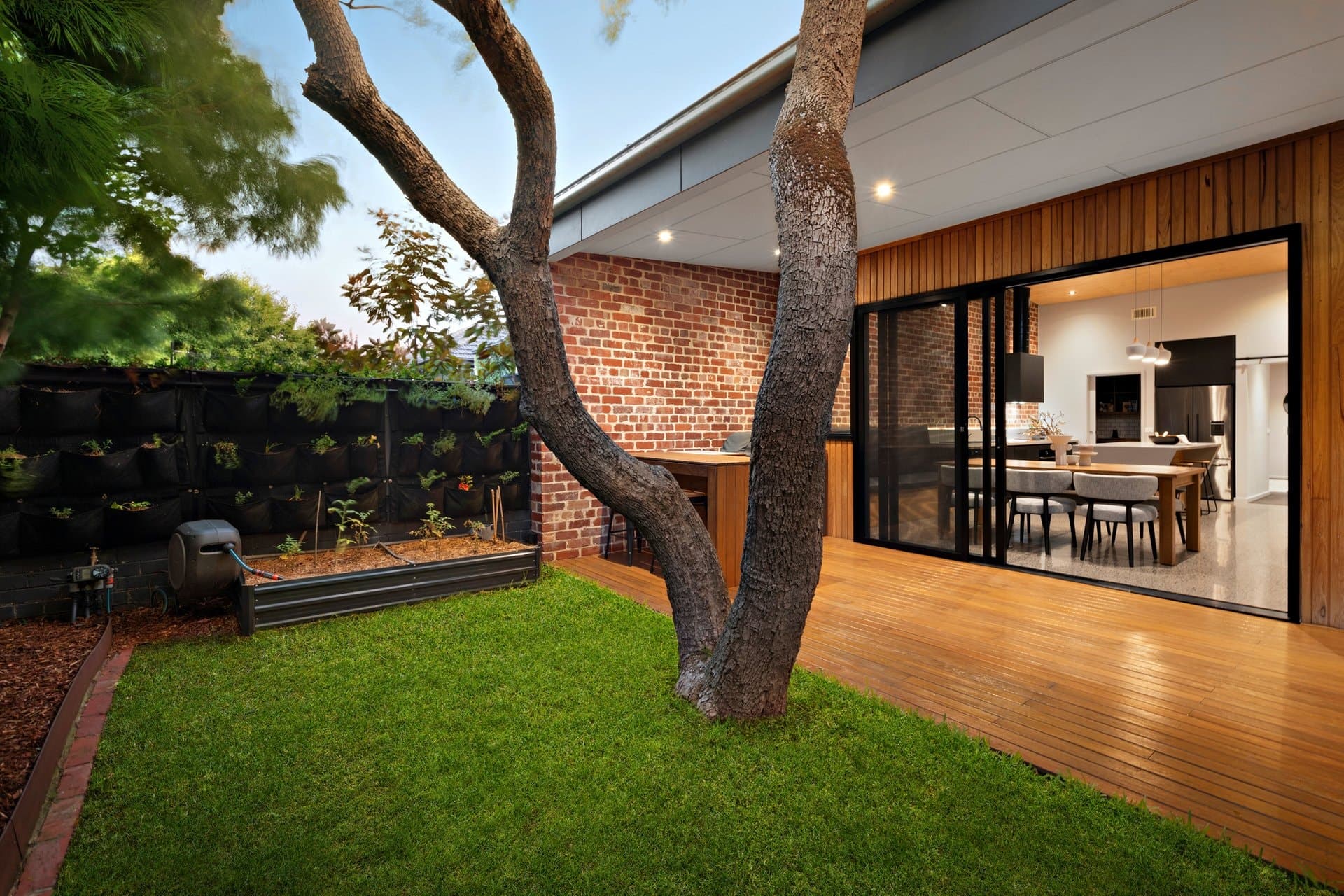 202 Waverley Road, Malvern East - Image 1