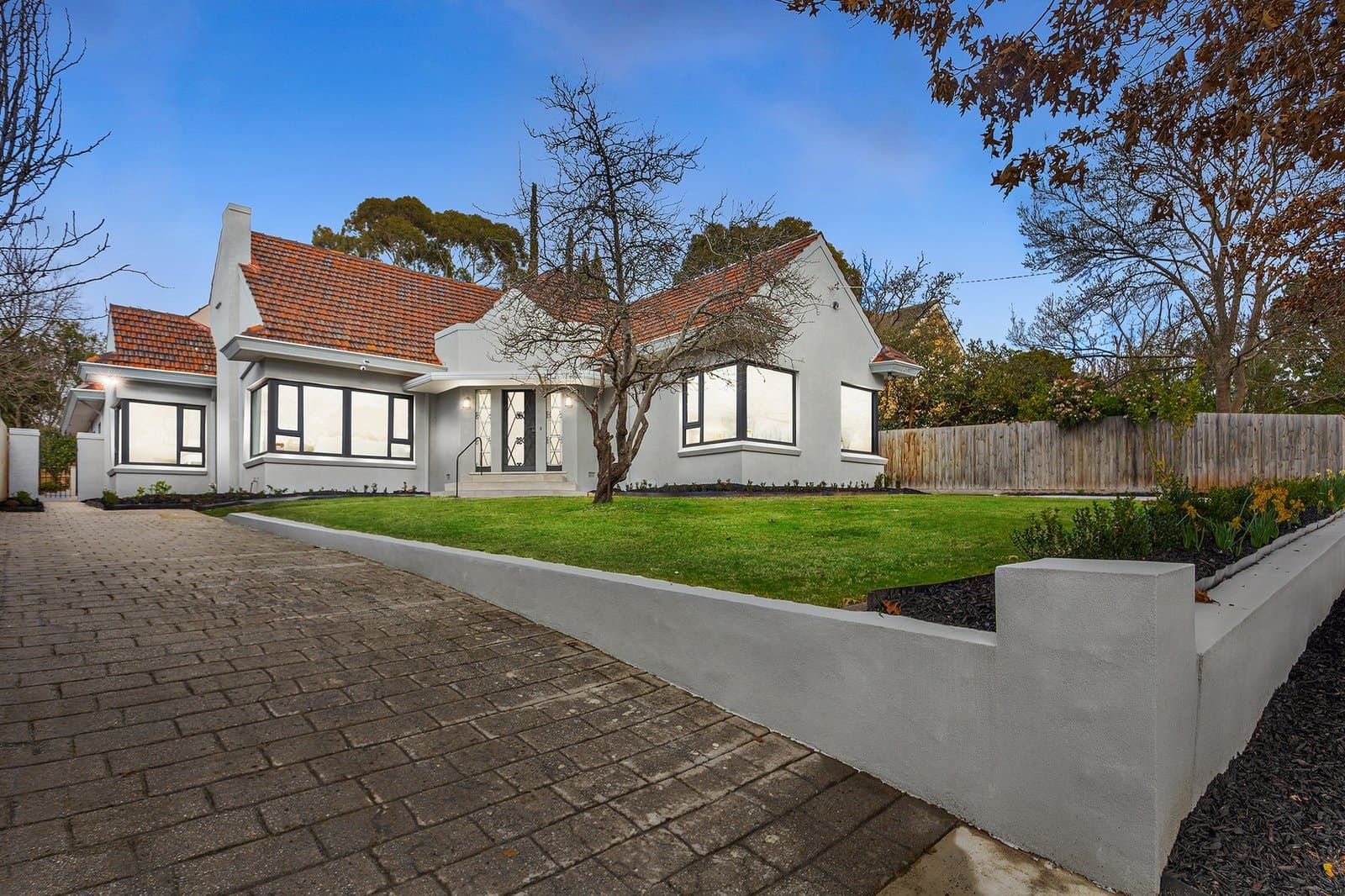 16 Chelmsford Street, Balwyn North - Thumbnail 2