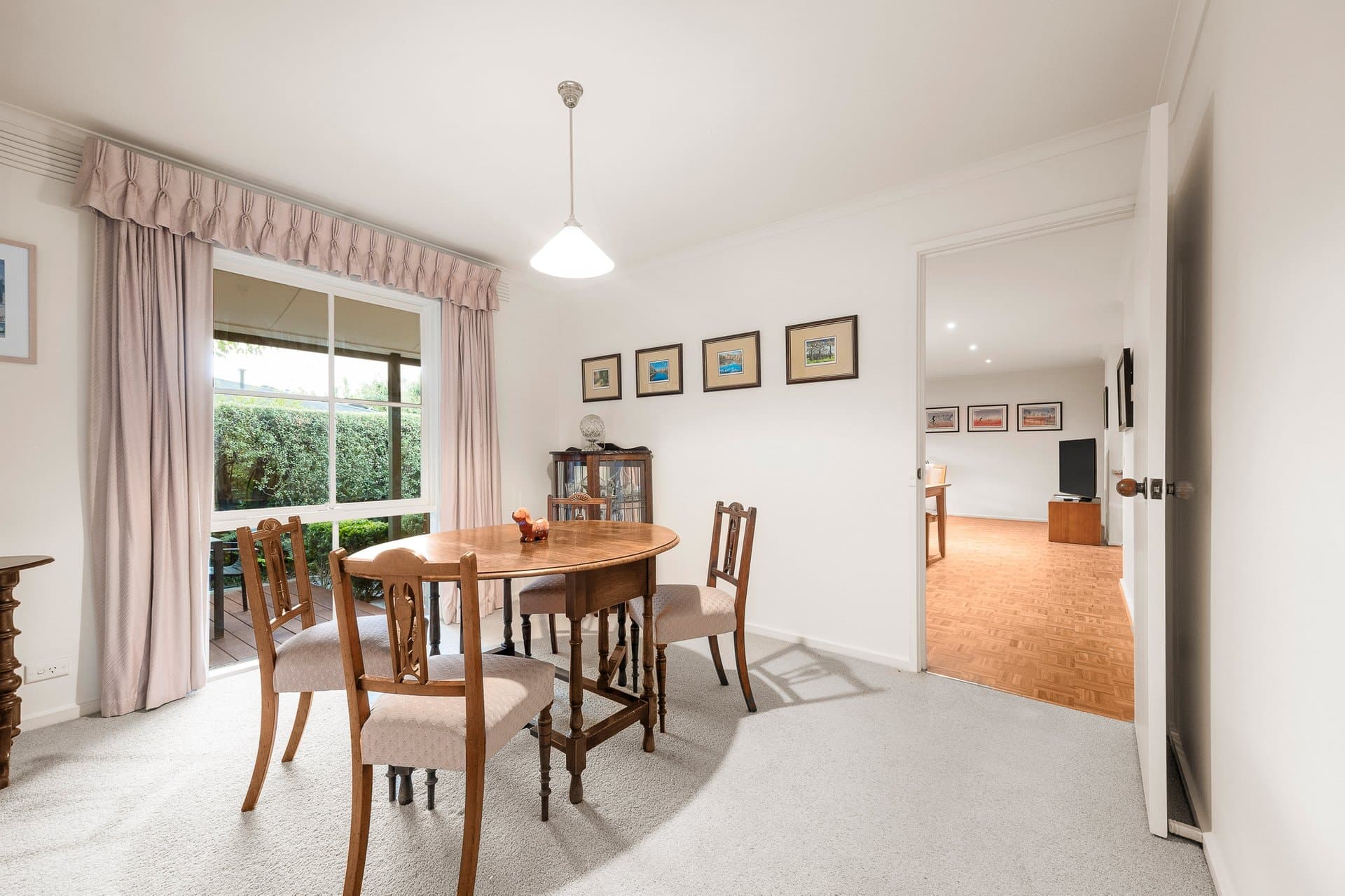 31 Albany Crescent, Surrey Hills - Thumbnail 4