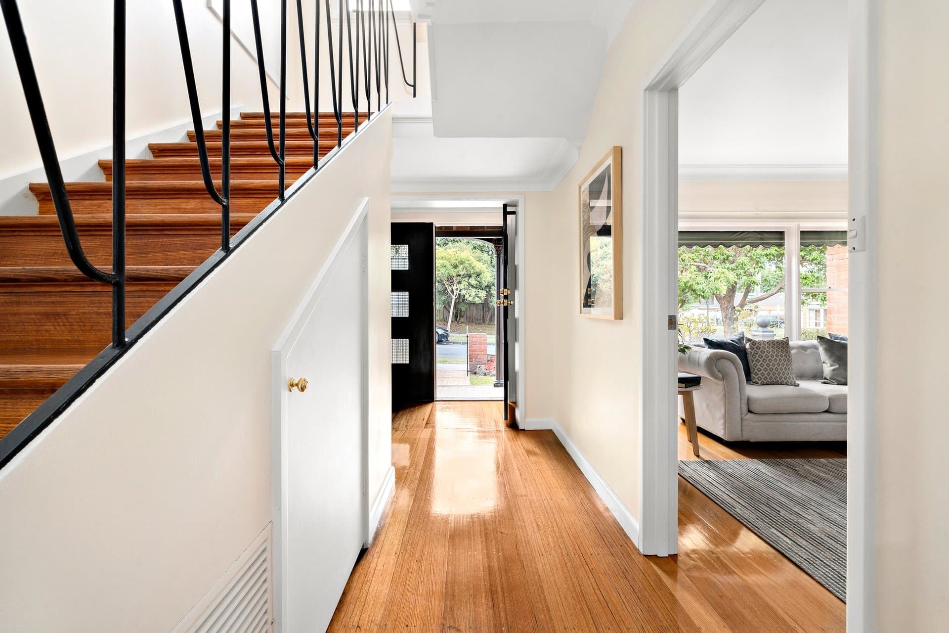 22 Maverston Street, Glen Iris - Thumbnail 2