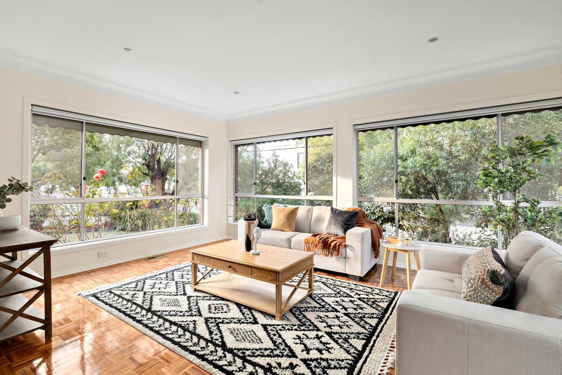 22 Maverston Street, Glen Iris - Thumbnail 5