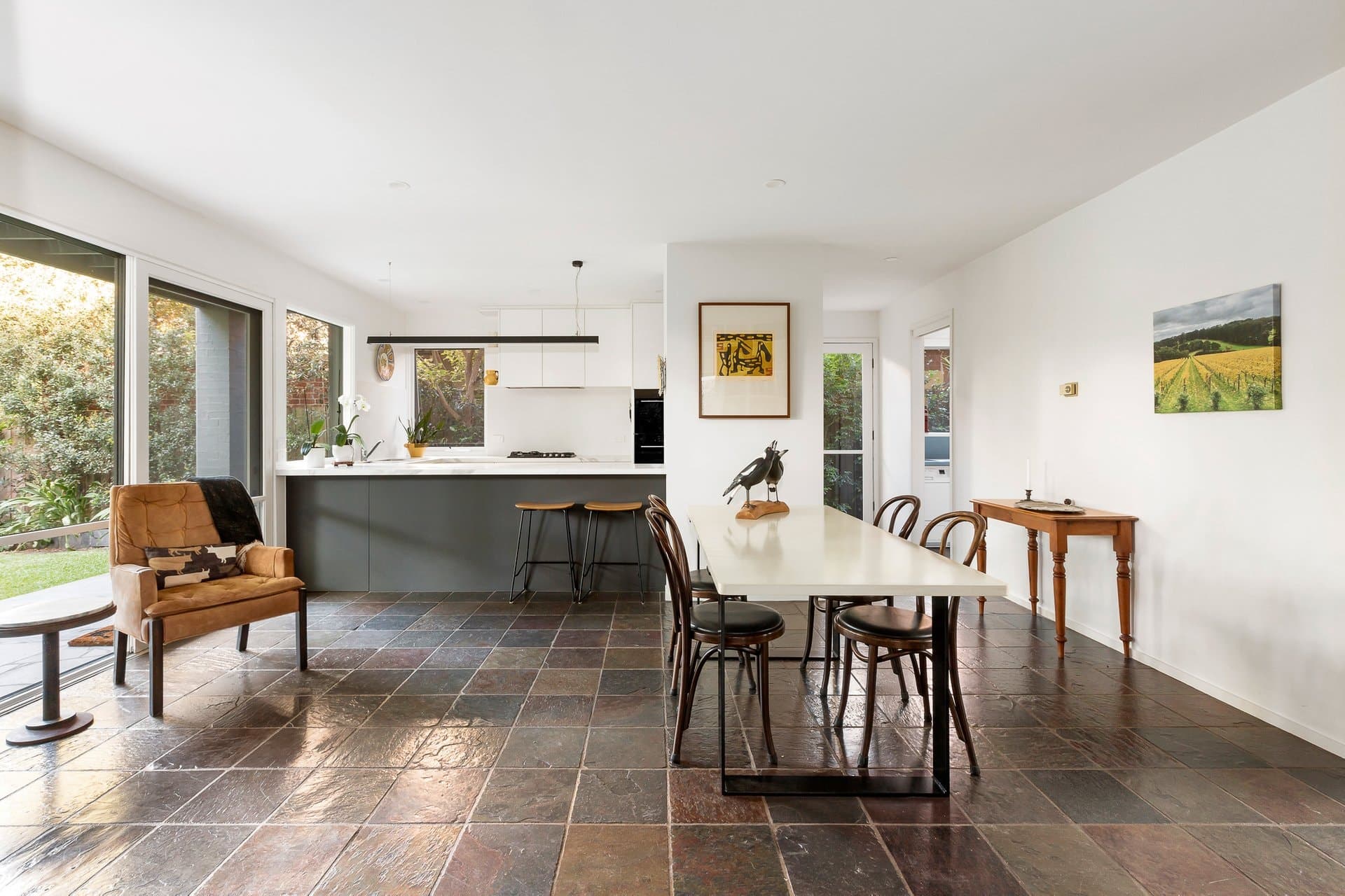 6 Pembroke Road, Balwyn - Thumbnail 3