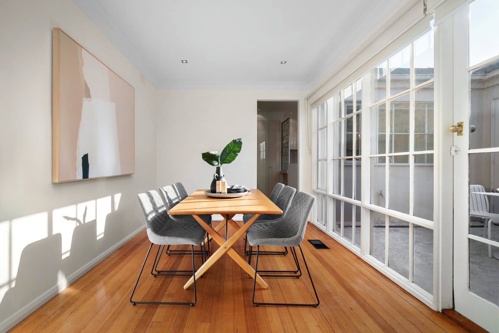 2/22 Russell Street, Camberwell - Thumbnail 3