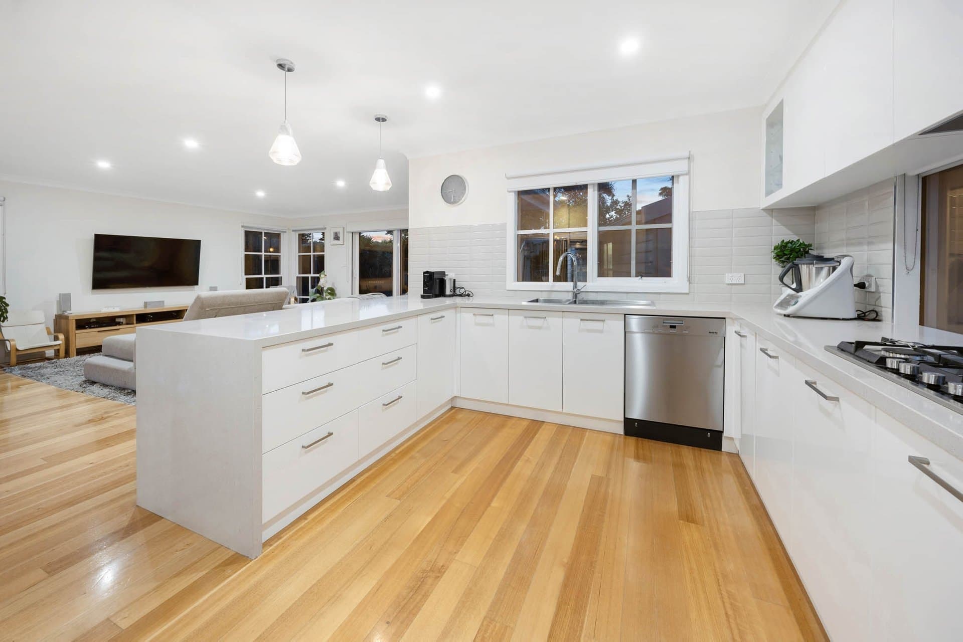 23 Mohilla Street, Mount Eliza - Thumbnail 3