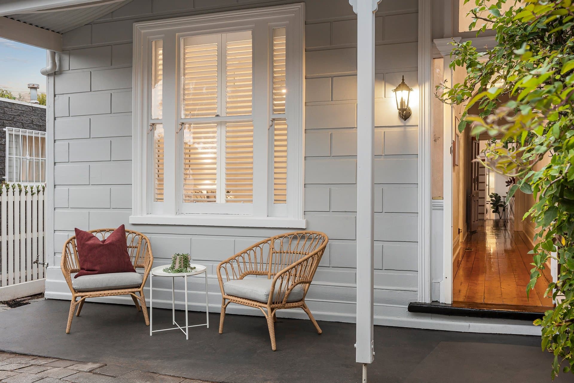 9 Ermington Place, Kew - Thumbnail 2