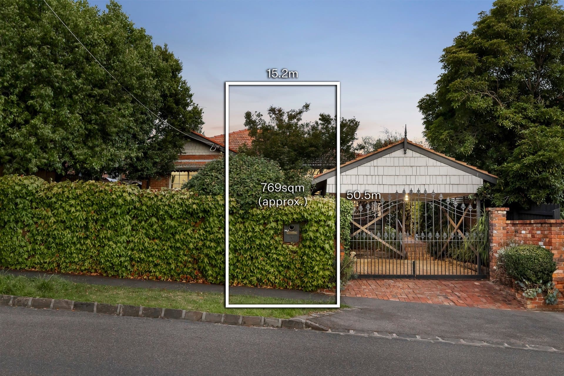 3 Staughton Road, Glen Iris - Image 1